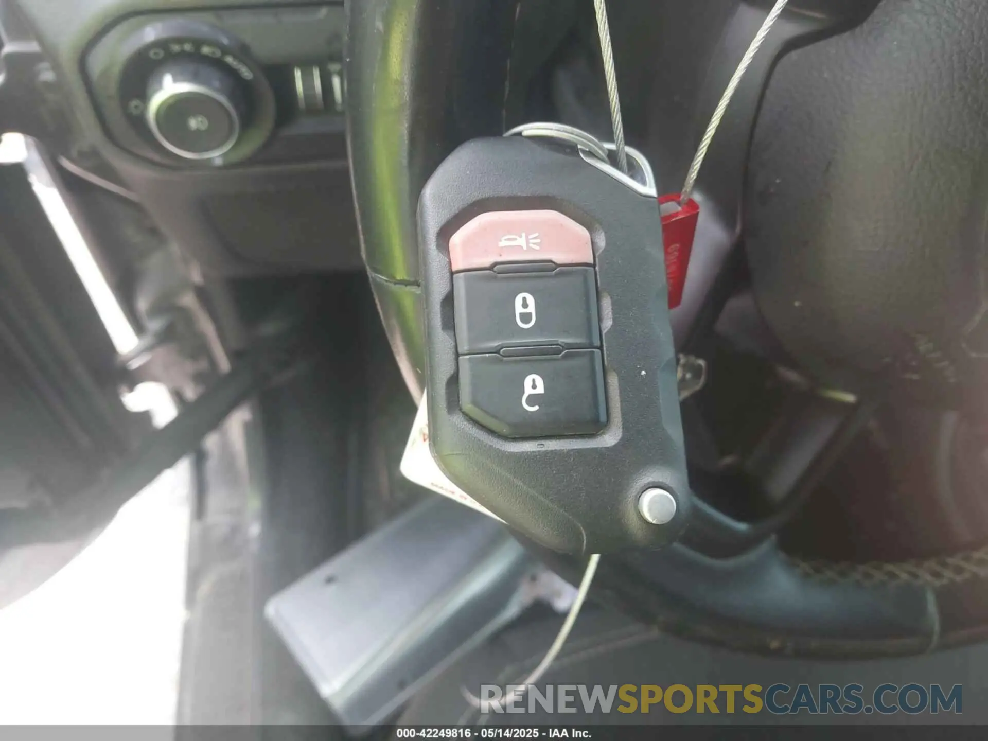 11 Photograph of a damaged car 1C4HJXDN6MW549686 JEEP WRANGLER UNLIMITED 2021