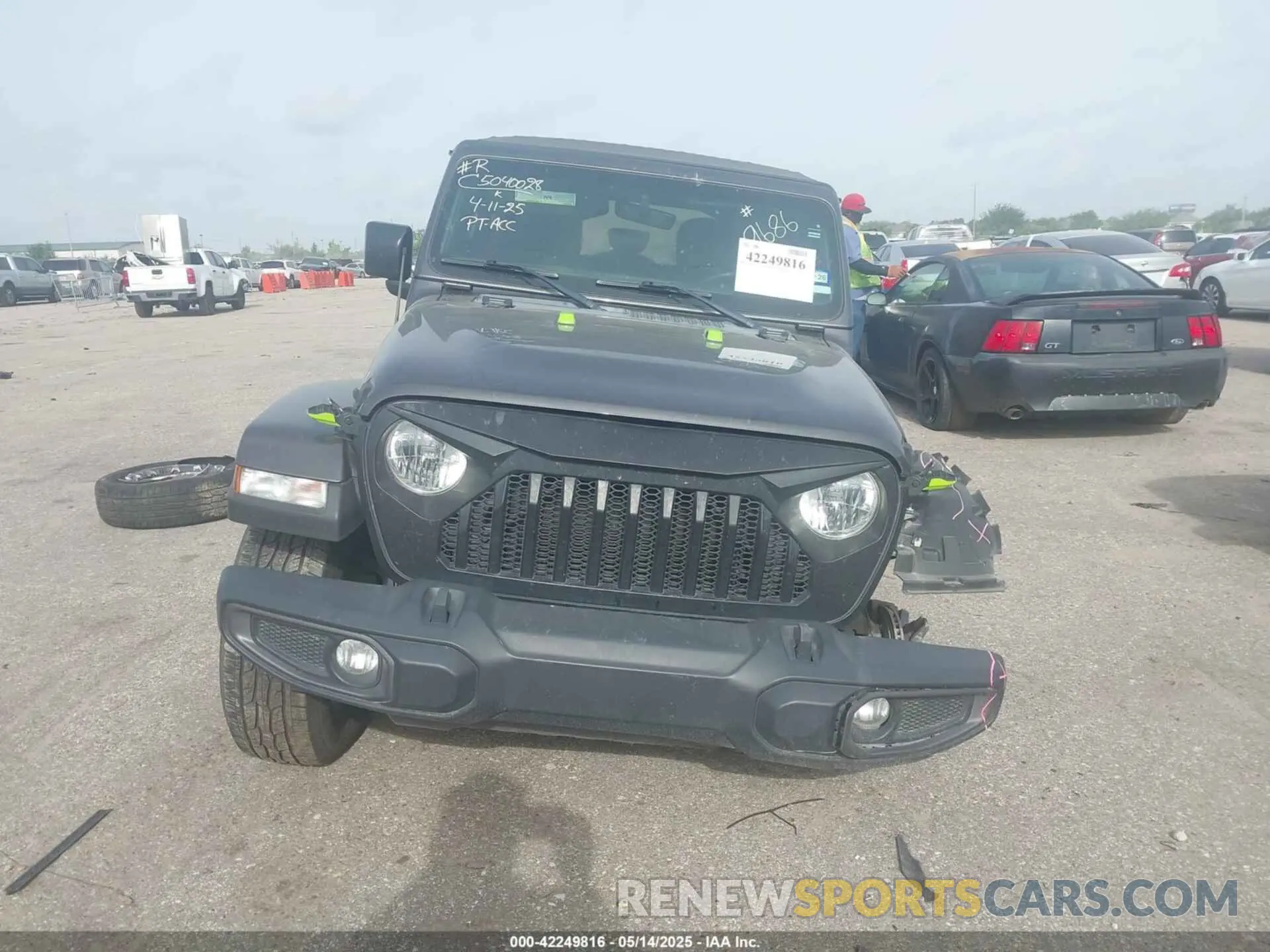 12 Photograph of a damaged car 1C4HJXDN6MW549686 JEEP WRANGLER UNLIMITED 2021