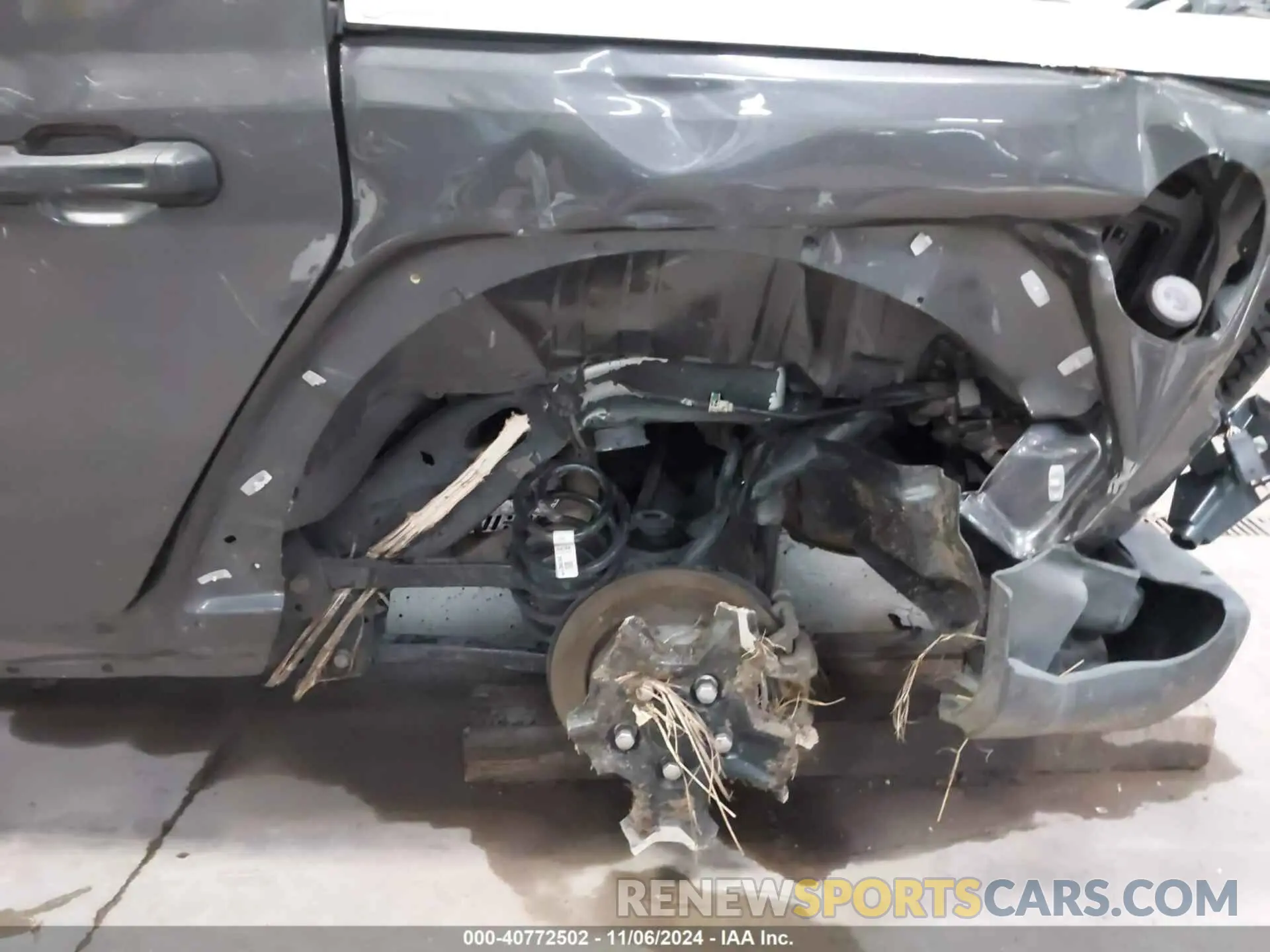 13 Photograph of a damaged car 1C4HJXDN6MW724339 JEEP WRANGLER UNLIMITED 2021