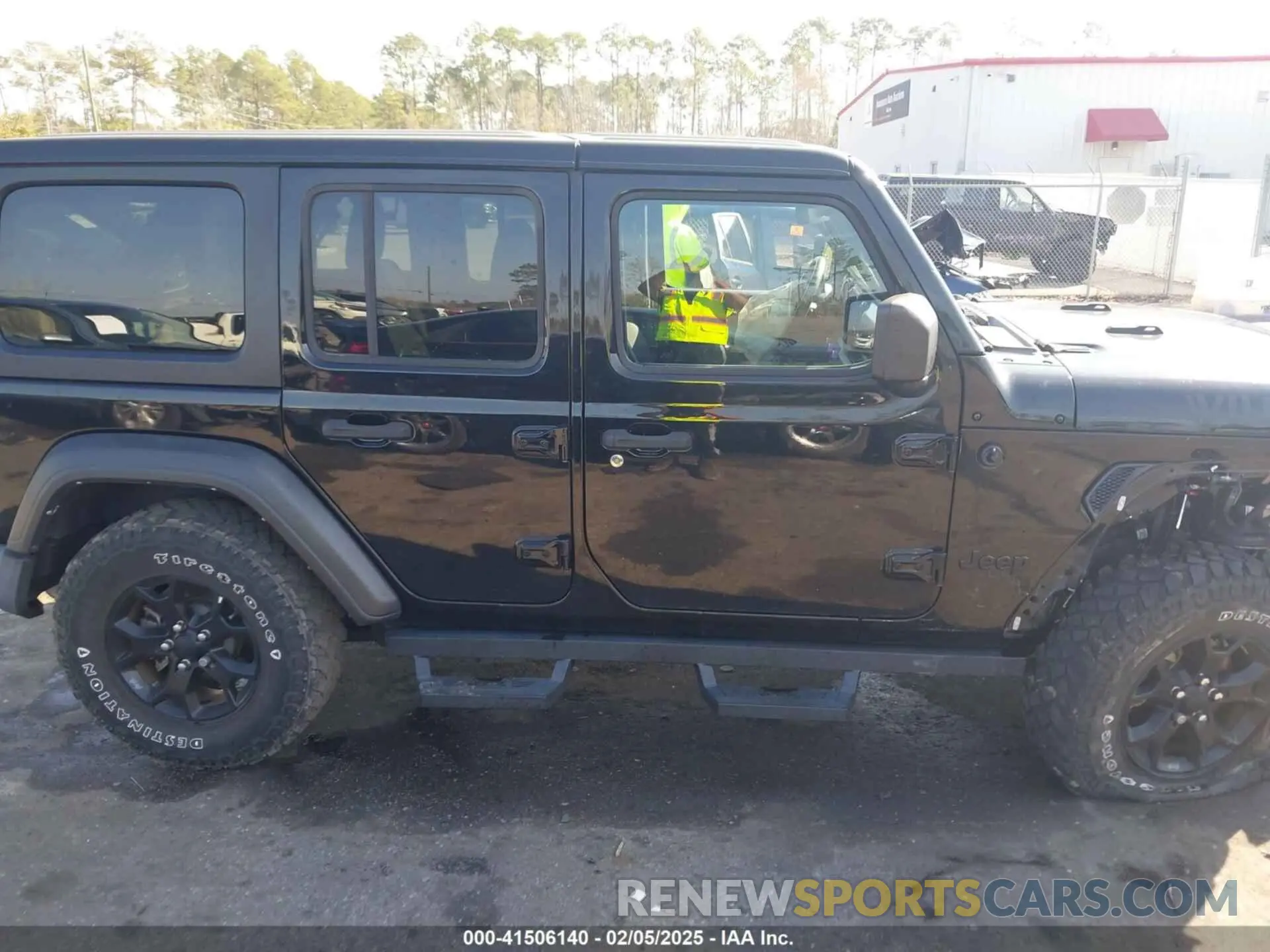 13 Photograph of a damaged car 1C4HJXDN6MW812565 JEEP WRANGLER UNLIMITED 2021