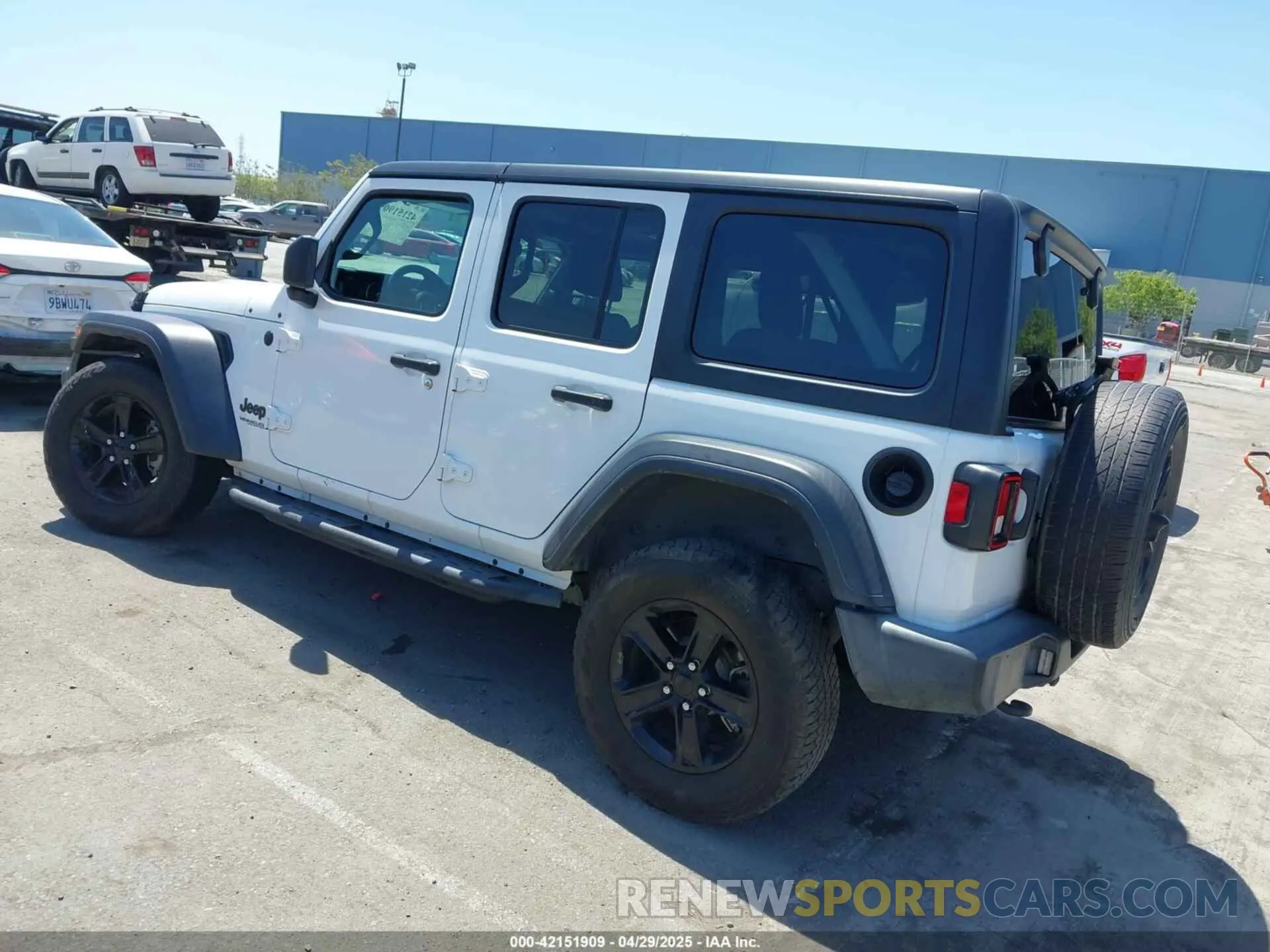 3 Фотография поврежденного автомобиля 1C4HJXDN7MW562916 JEEP WRANGLER UNLIMITED 2021