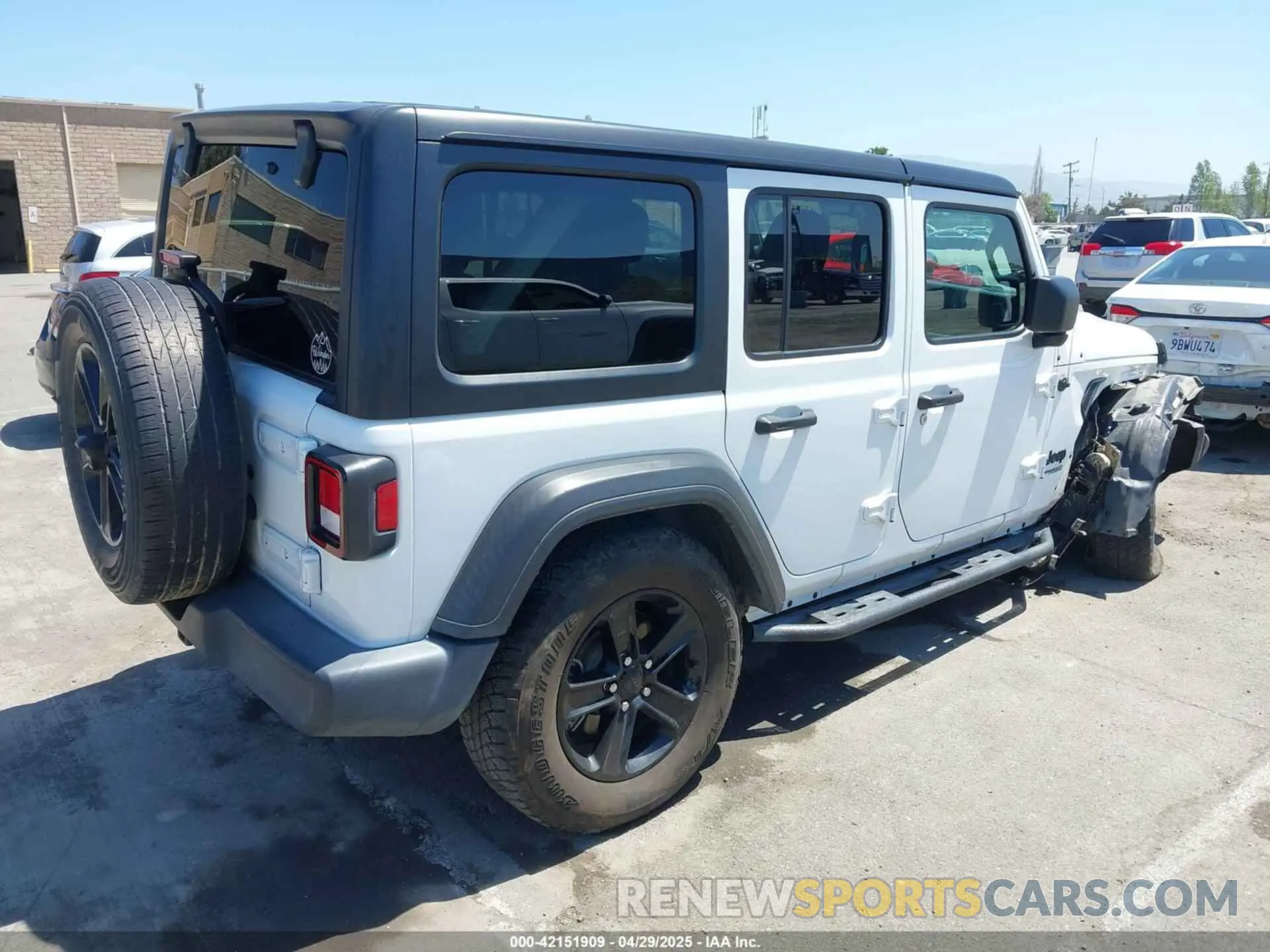 4 Фотография поврежденного автомобиля 1C4HJXDN7MW562916 JEEP WRANGLER UNLIMITED 2021