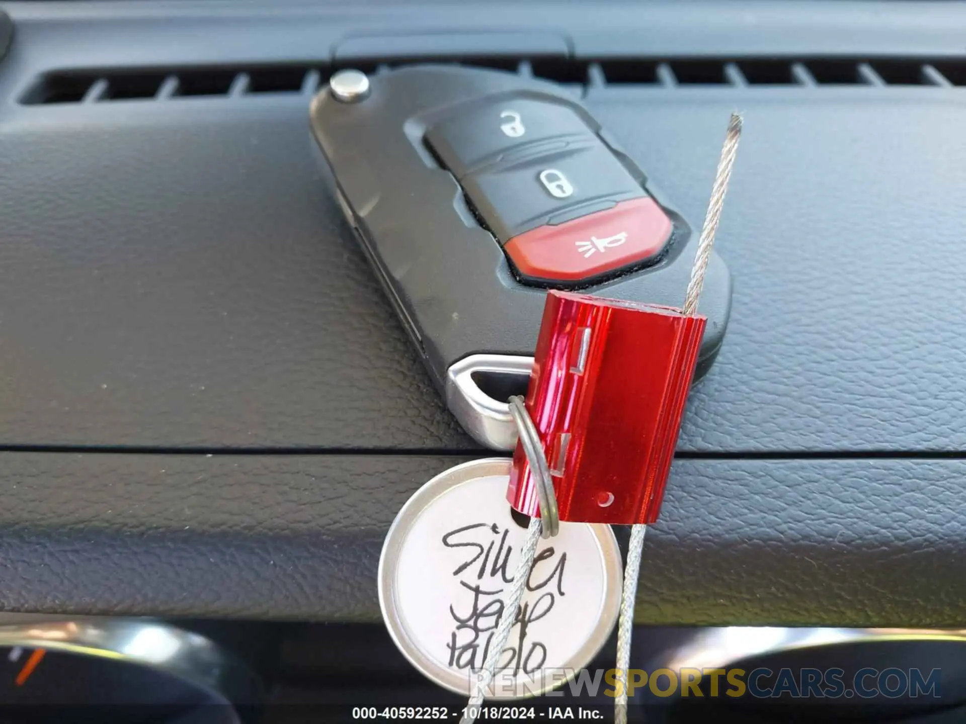 11 Photograph of a damaged car 1C4HJXDN7MW592756 JEEP WRANGLER UNLIMITED 2021