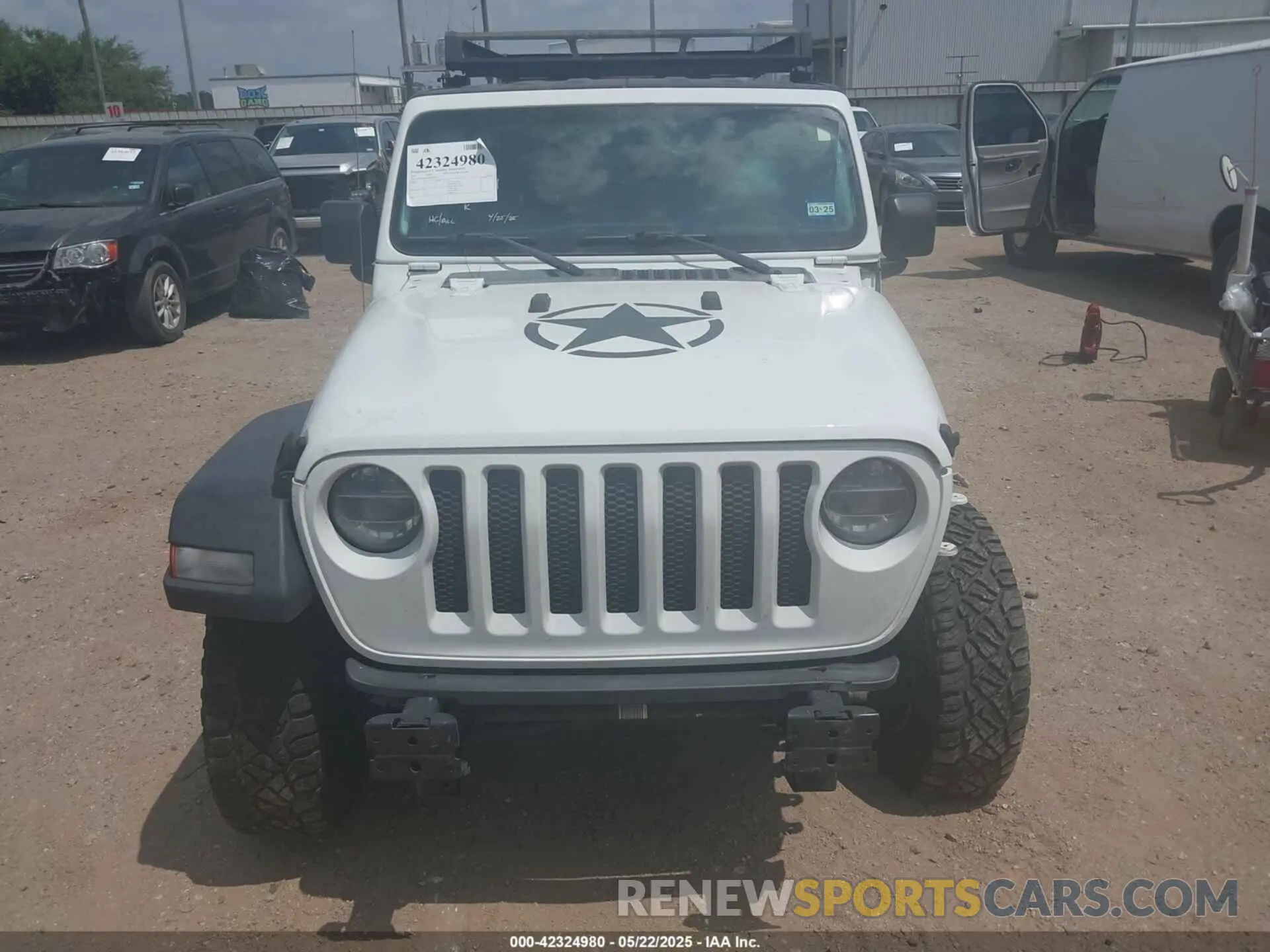 13 Photograph of a damaged car 1C4HJXDNXMW623210 JEEP WRANGLER UNLIMITED 2021