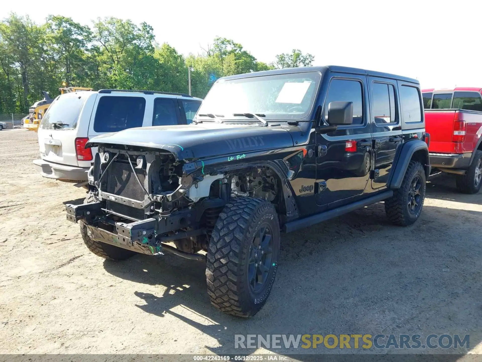 2 Photograph of a damaged car 1C4HJXDNXMW646194 JEEP WRANGLER UNLIMITED 2021