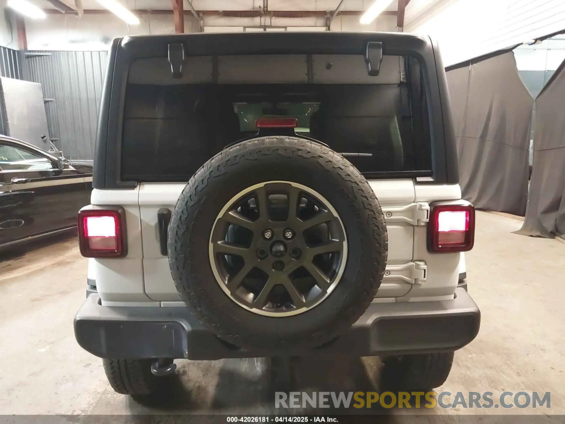 16 Фотография поврежденного автомобиля 1C4HJXDNXMW681267 JEEP WRANGLER UNLIMITED 2021