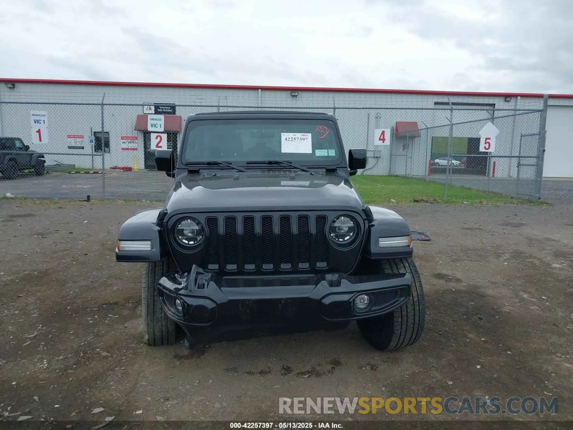 12 Photograph of a damaged car 1C4HJXEG2MW622665 JEEP WRANGLER UNLIMITED 2021