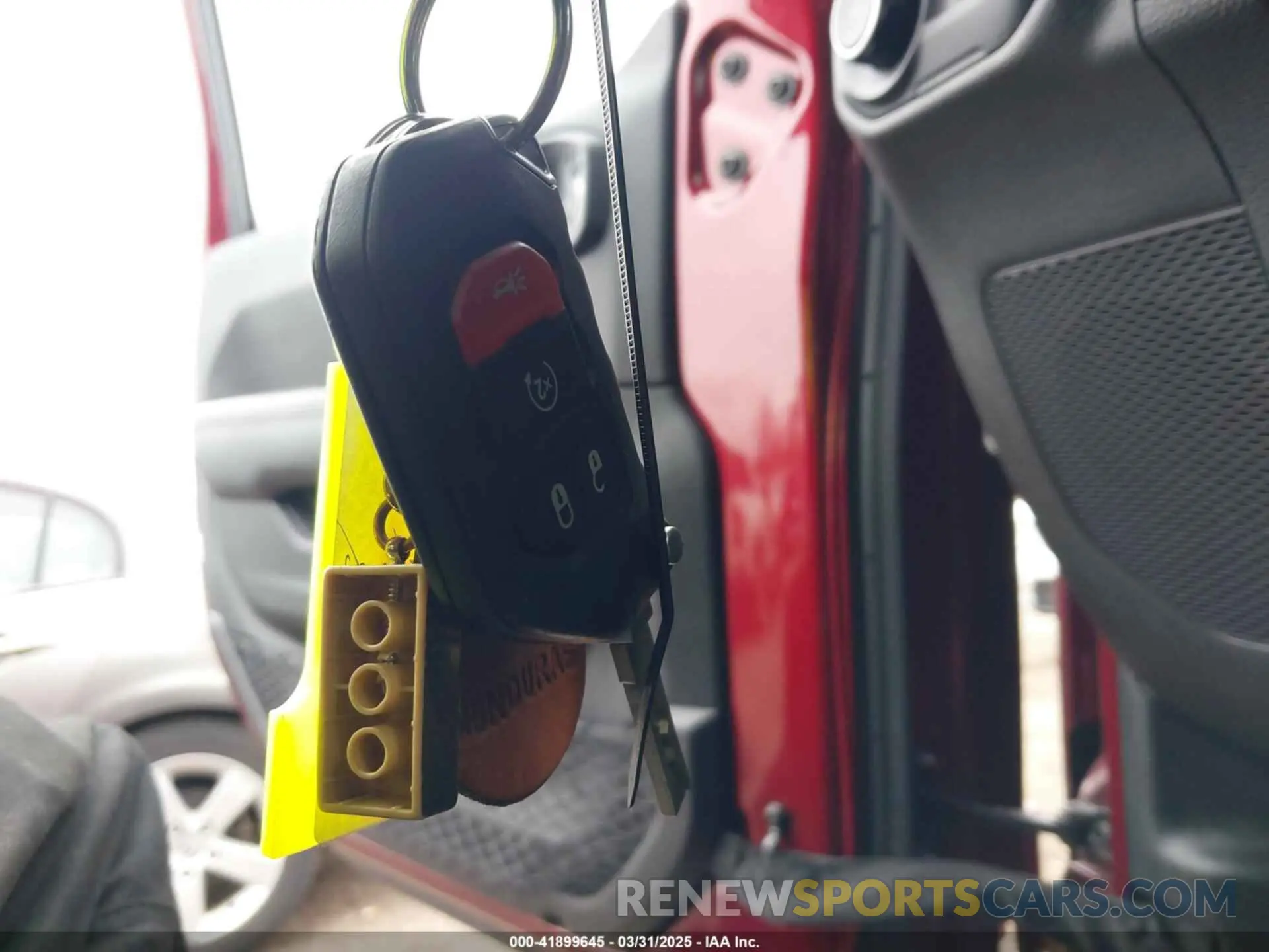 11 Photograph of a damaged car 1C4HJXEG3MW720572 JEEP WRANGLER UNLIMITED 2021