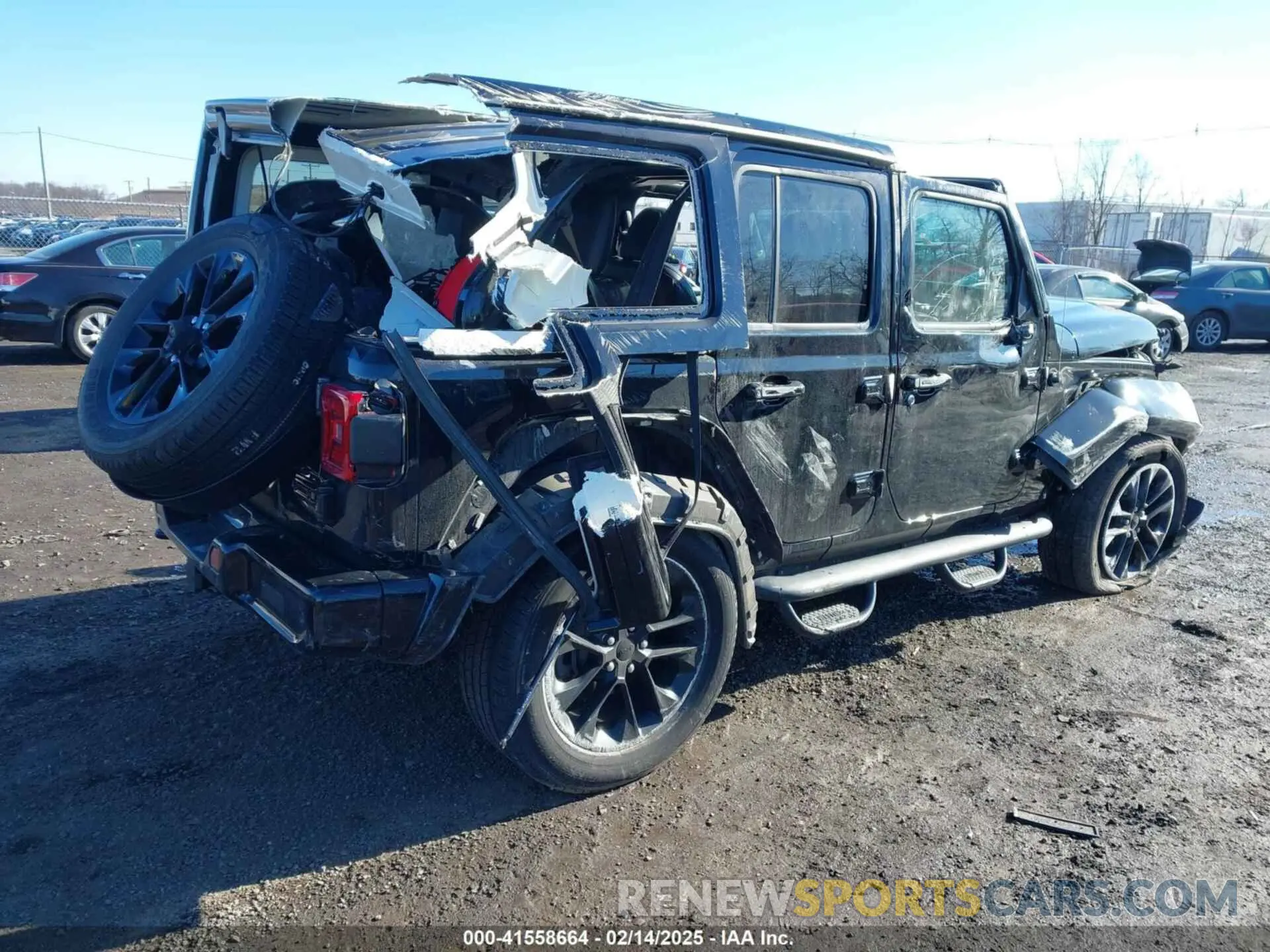 4 Photograph of a damaged car 1C4HJXEG4MW521174 JEEP WRANGLER UNLIMITED 2021