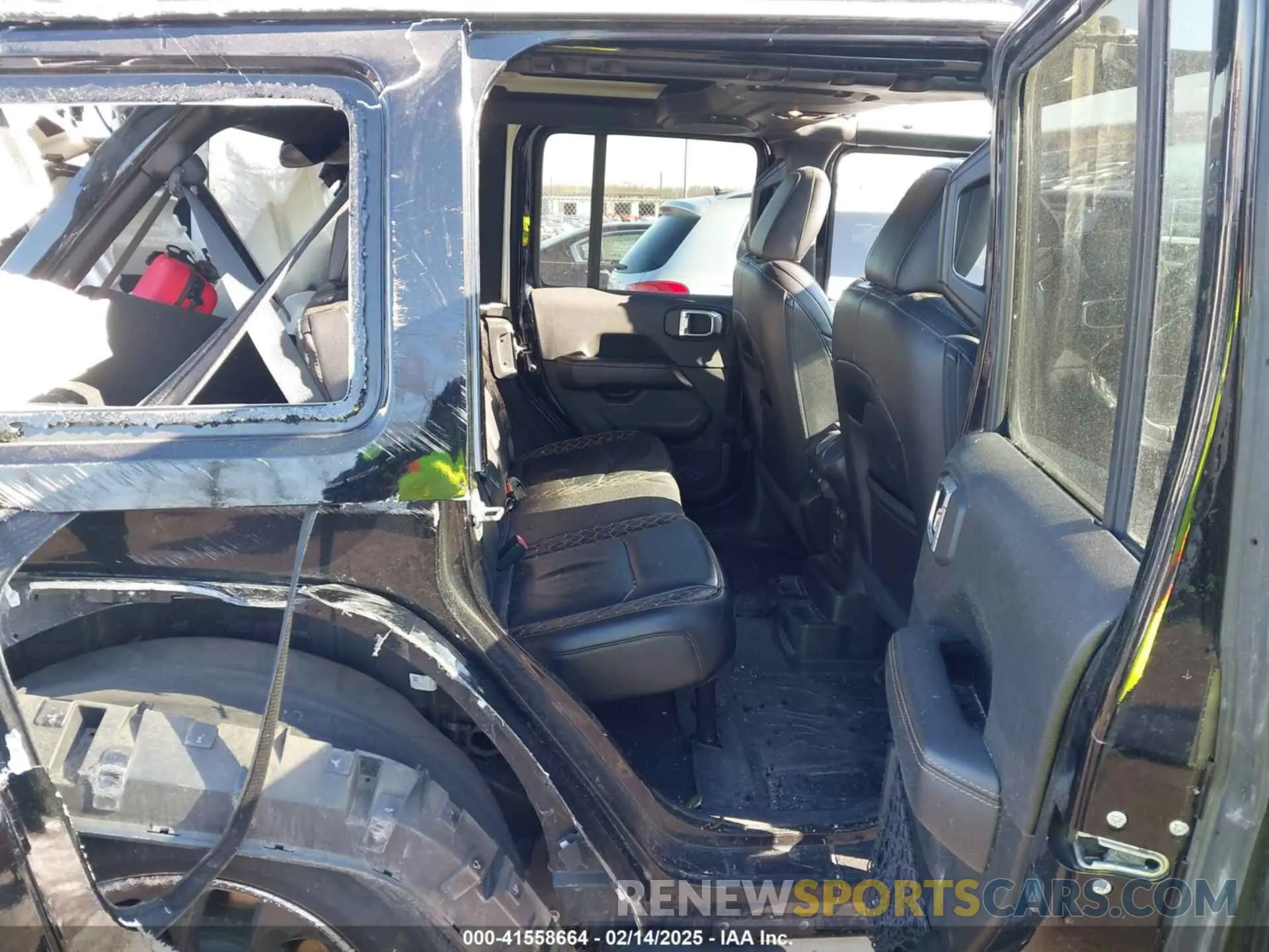8 Photograph of a damaged car 1C4HJXEG4MW521174 JEEP WRANGLER UNLIMITED 2021