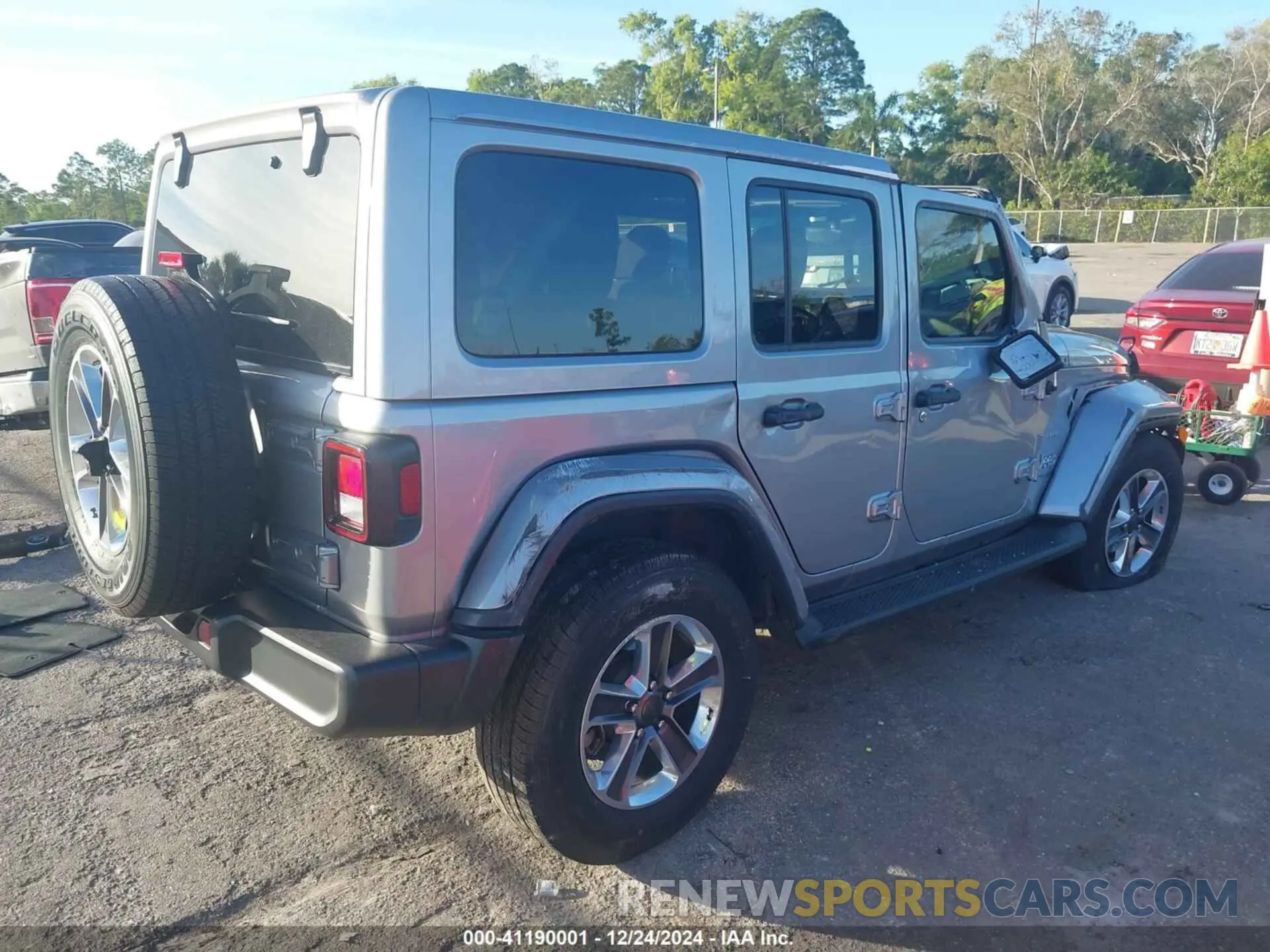 4 Фотография поврежденного автомобиля 1C4HJXEG8MW576811 JEEP WRANGLER UNLIMITED 2021