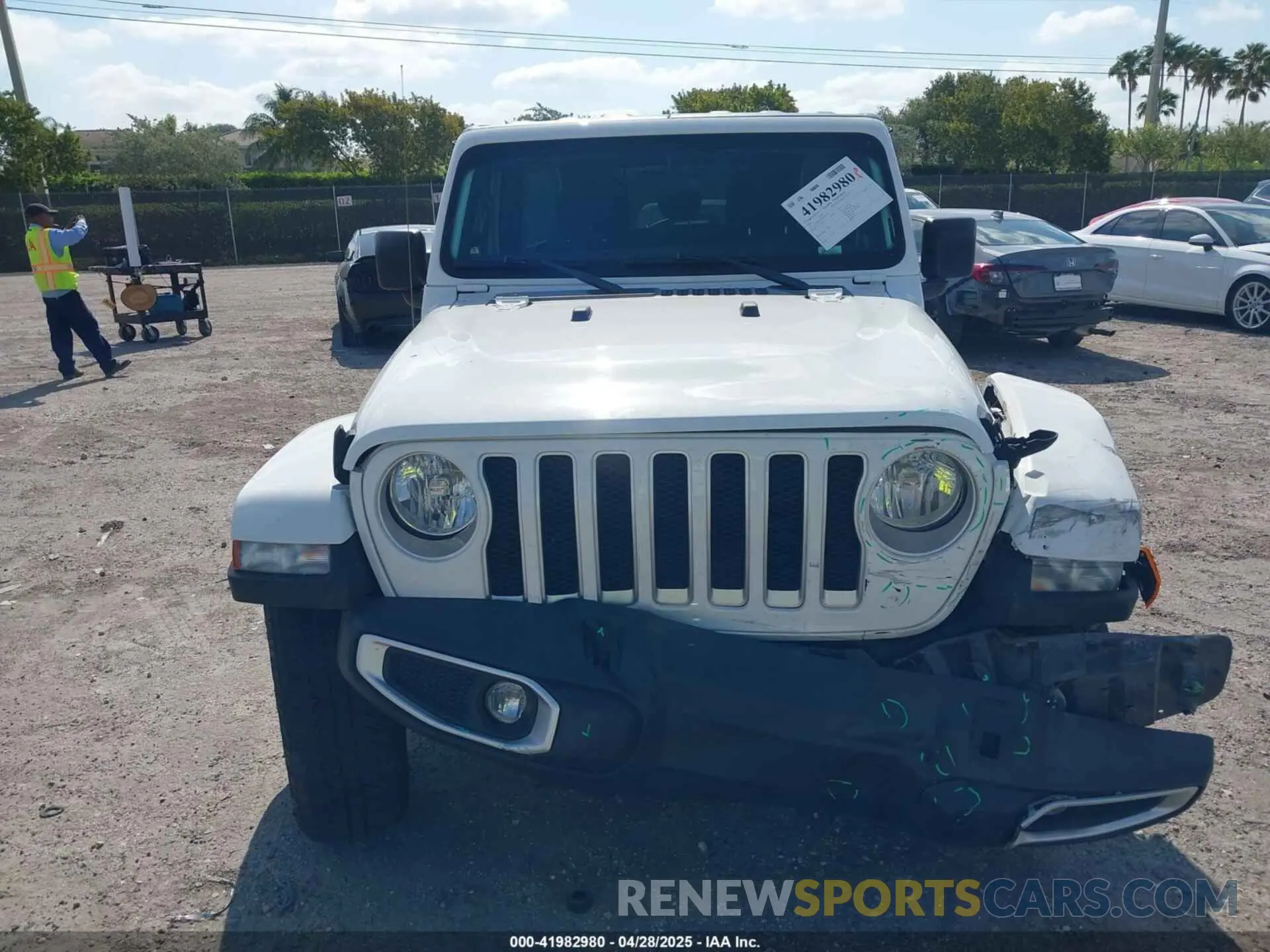 12 Photograph of a damaged car 1C4HJXEG8MW612190 JEEP WRANGLER UNLIMITED 2021