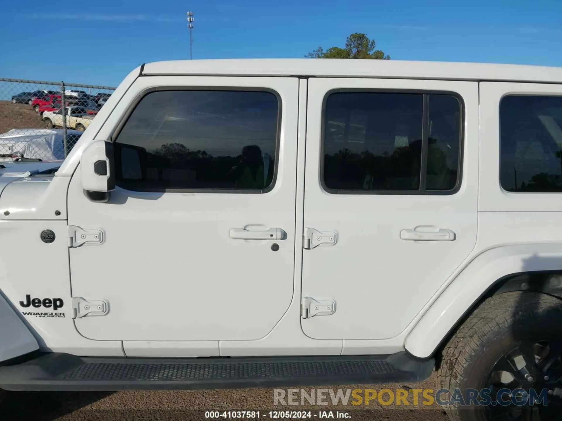 14 Photograph of a damaged car 1C4HJXEM4MW749276 JEEP WRANGLER UNLIMITED 2021