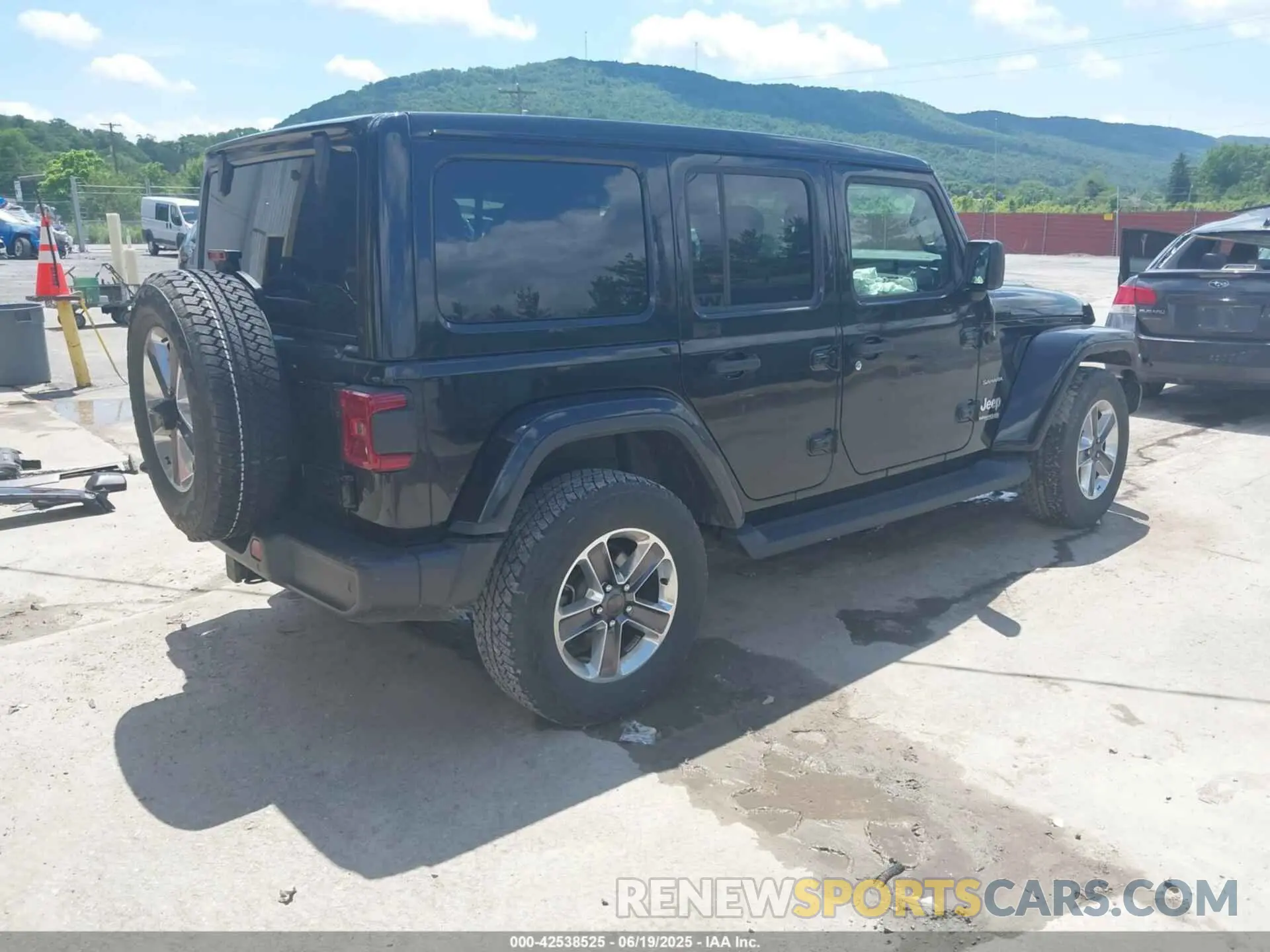 4 Фотография поврежденного автомобиля 1C4HJXEN4MW610287 JEEP WRANGLER UNLIMITED 2021