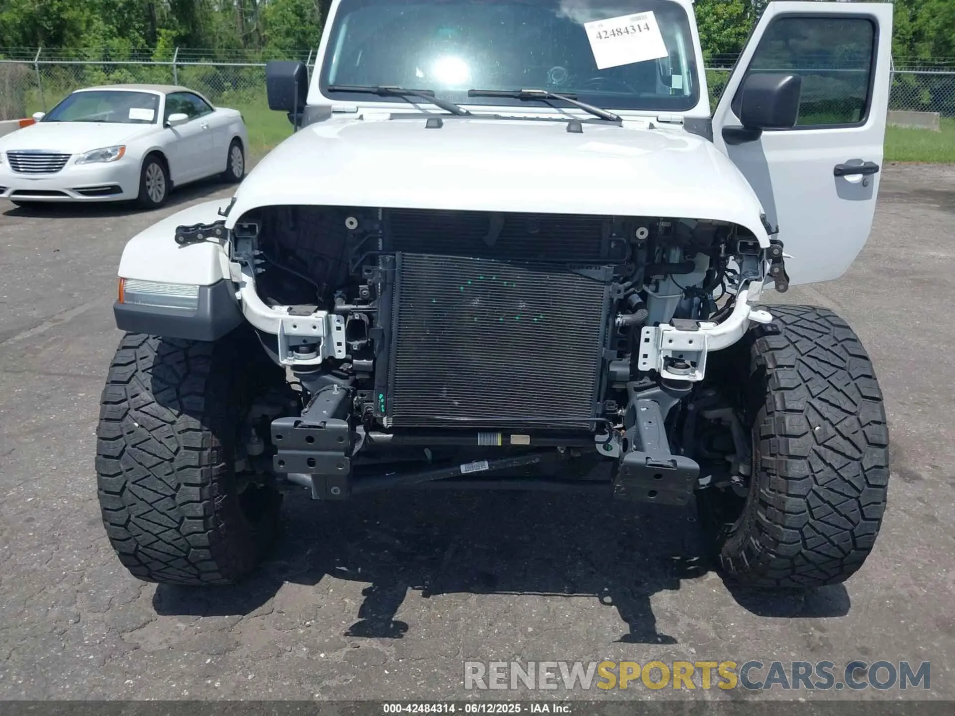 6 Photograph of a damaged car 1C4HJXEN7MW518395 JEEP WRANGLER UNLIMITED 2021