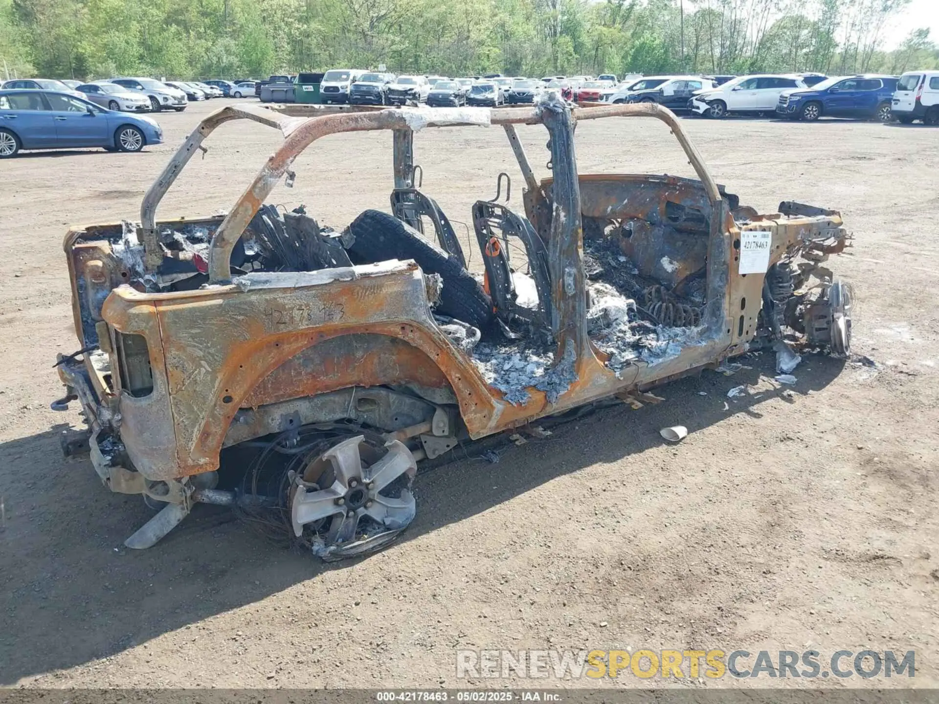 4 Фотография поврежденного автомобиля 1C4HJXEN8MW788168 JEEP WRANGLER UNLIMITED 2021