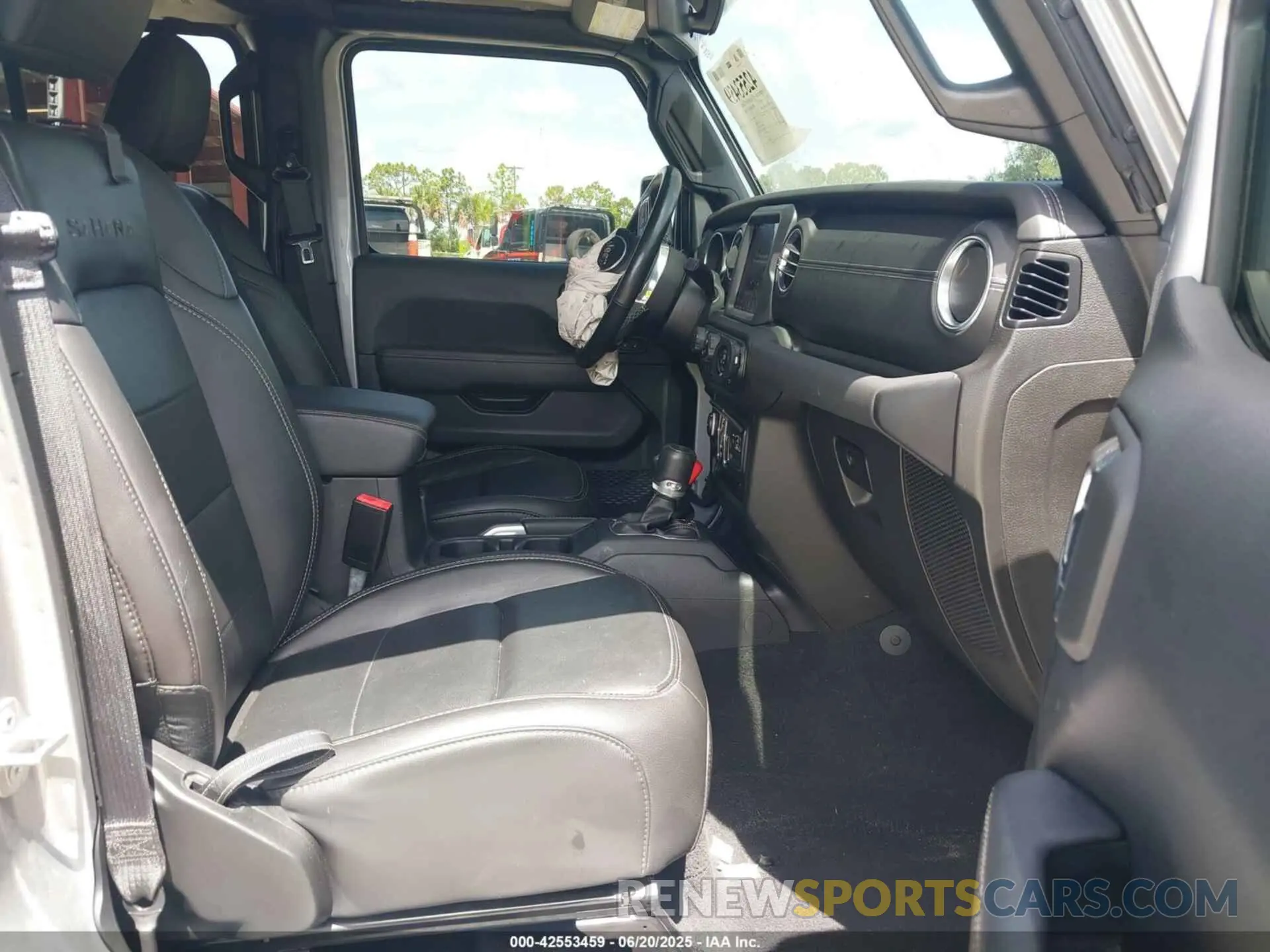 5 Photograph of a damaged car 1C4HJXEN9MW637288 JEEP WRANGLER UNLIMITED 2021