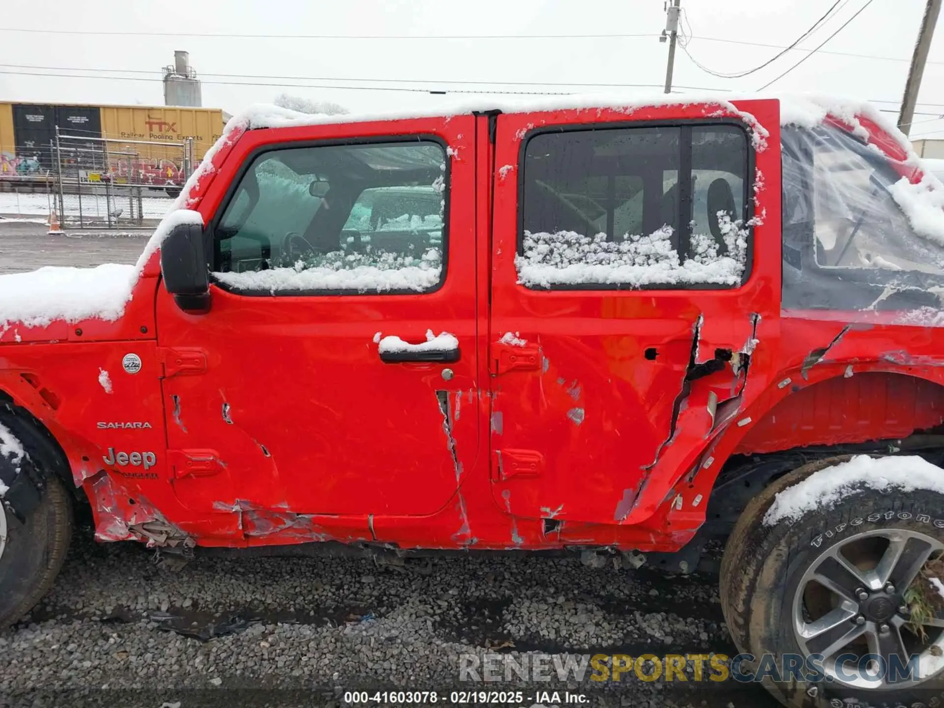13 Photograph of a damaged car 1C4HJXENXMW592247 JEEP WRANGLER UNLIMITED 2021