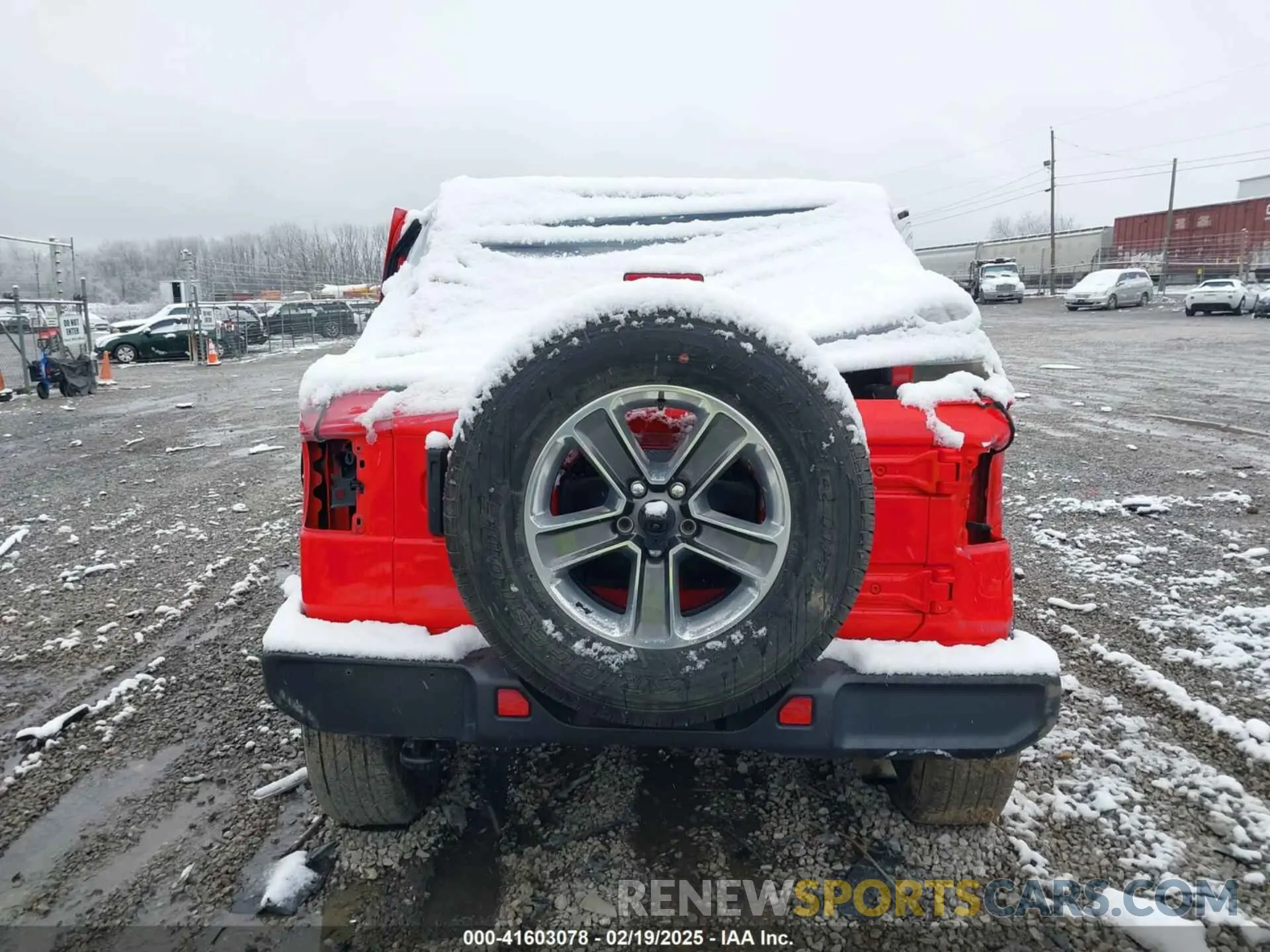 15 Photograph of a damaged car 1C4HJXENXMW592247 JEEP WRANGLER UNLIMITED 2021