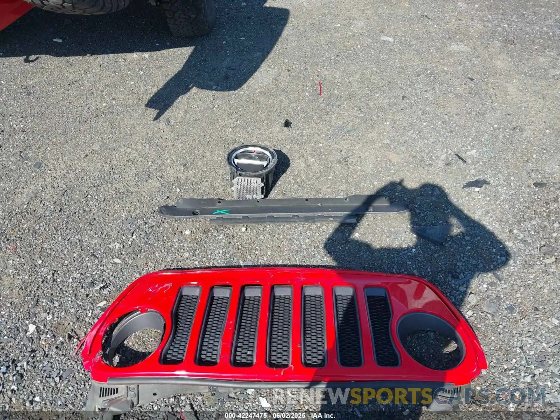 12 Photograph of a damaged car 1C4HJXFG2MW575541 JEEP WRANGLER UNLIMITED 2021