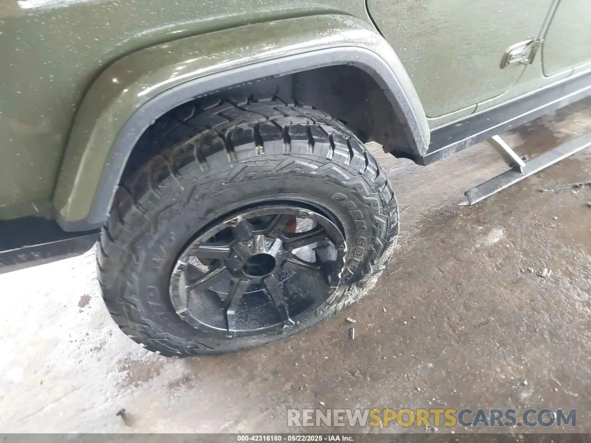 6 Photograph of a damaged car 1C4HJXFG4MW543254 JEEP WRANGLER UNLIMITED 2021