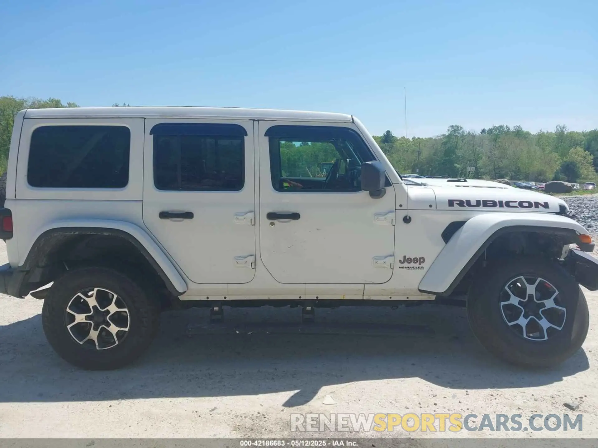 13 Photograph of a damaged car 1C4HJXFG5MW586842 JEEP WRANGLER UNLIMITED 2021