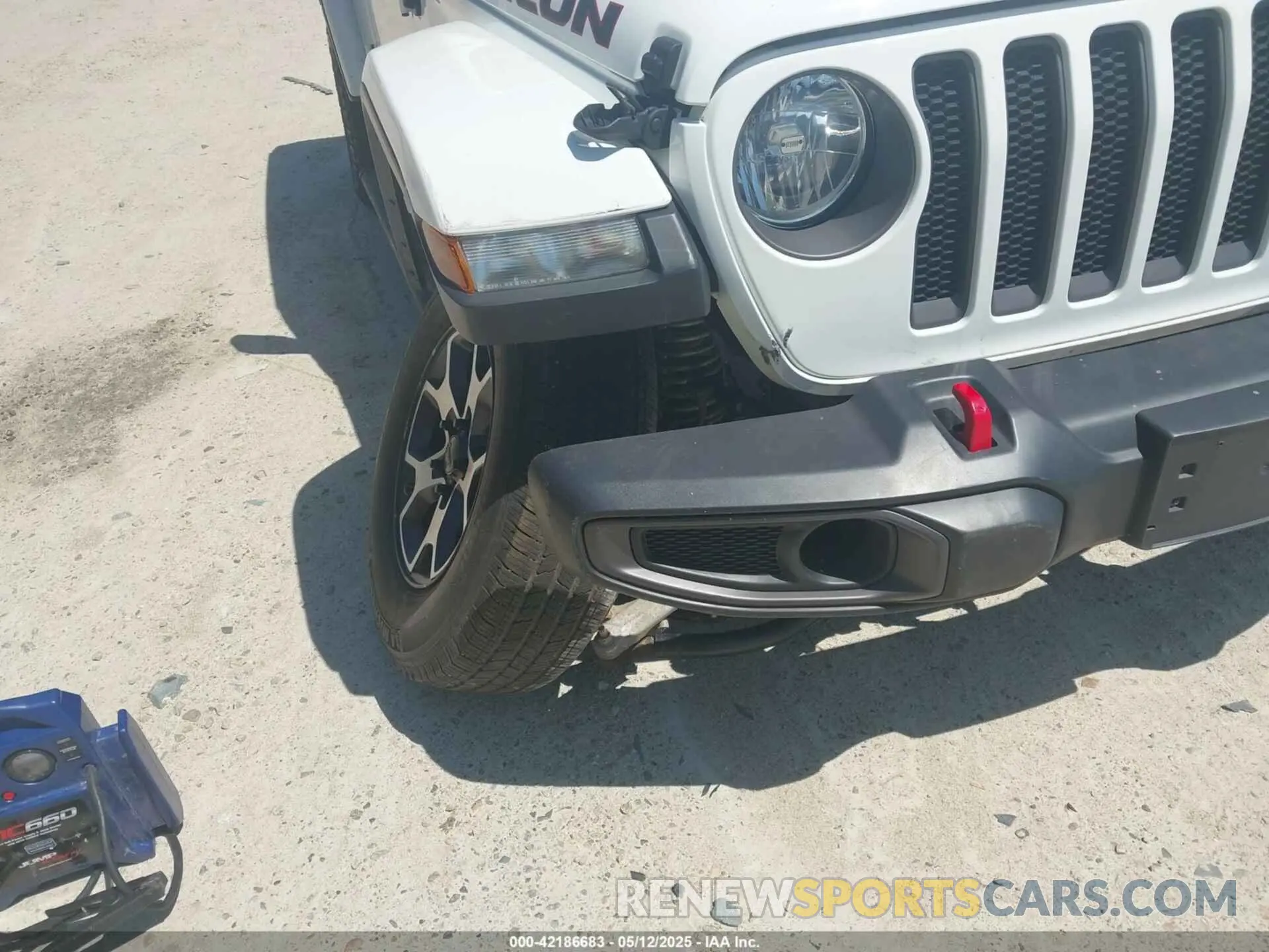 6 Photograph of a damaged car 1C4HJXFG5MW586842 JEEP WRANGLER UNLIMITED 2021