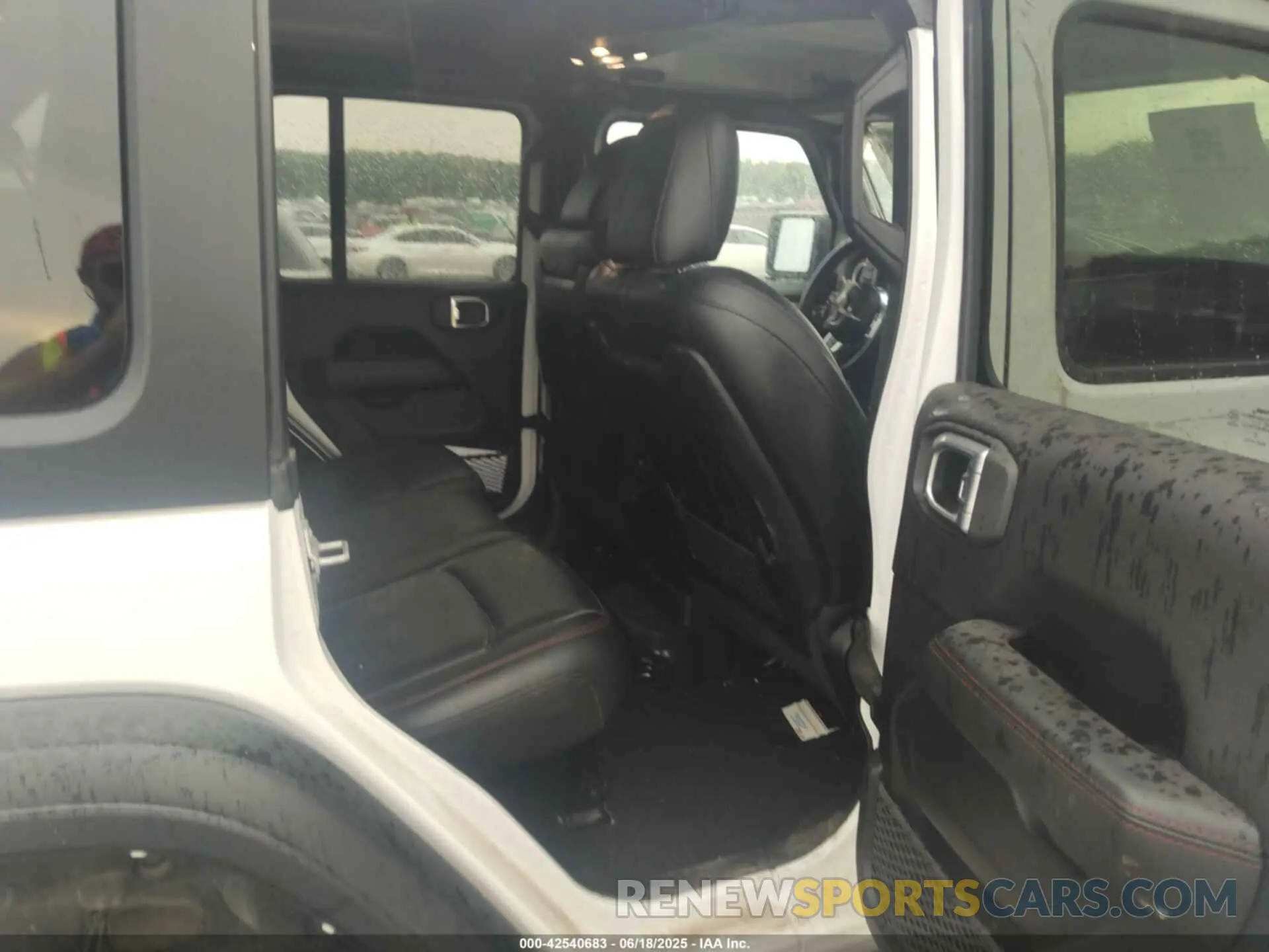 8 Фотография поврежденного автомобиля 1C4HJXFN1MW796739 JEEP WRANGLER UNLIMITED 2021