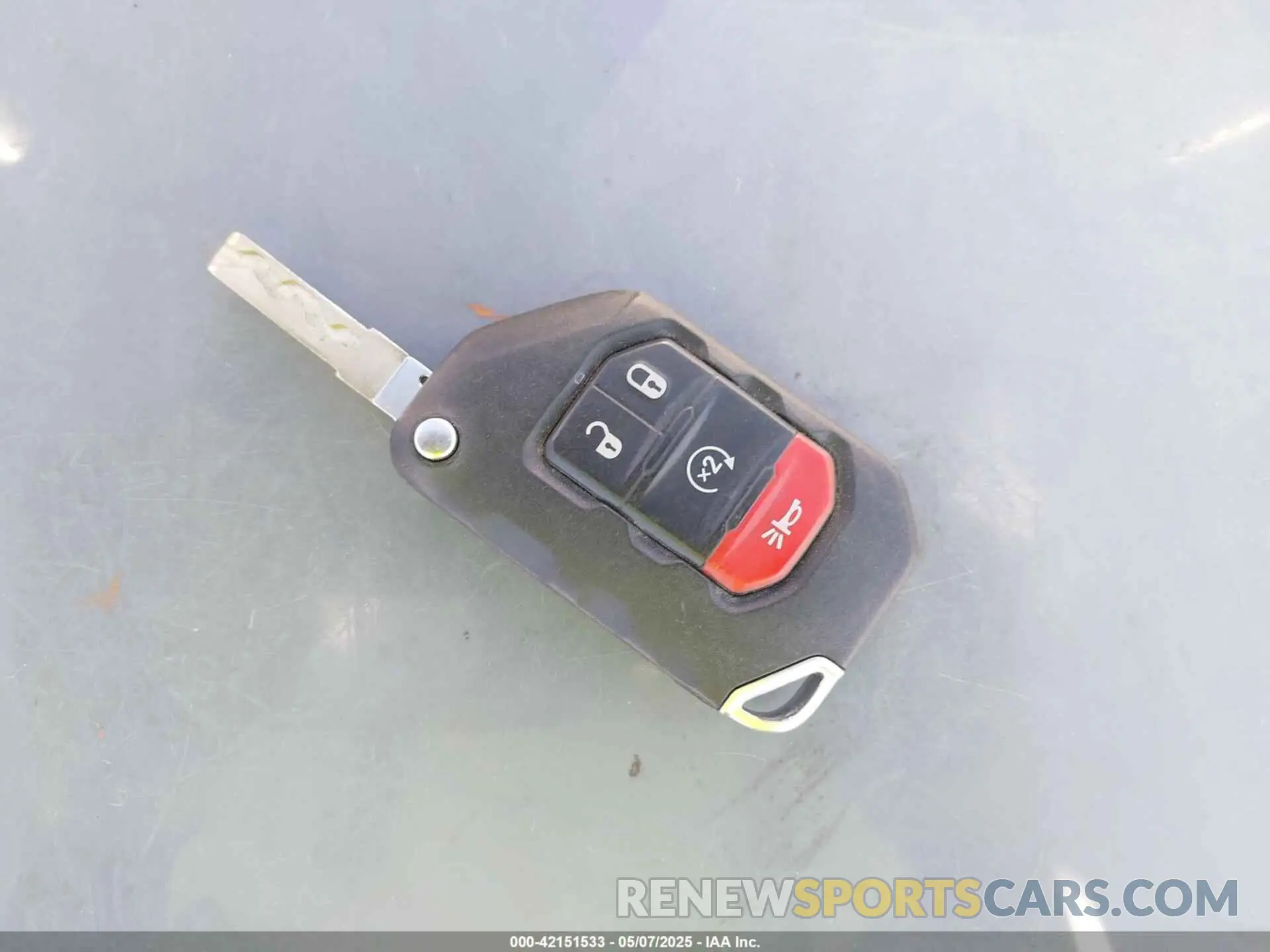 11 Photograph of a damaged car 1C4HJXKNXMW709412 JEEP WRANGLER UNLIMITED 2021