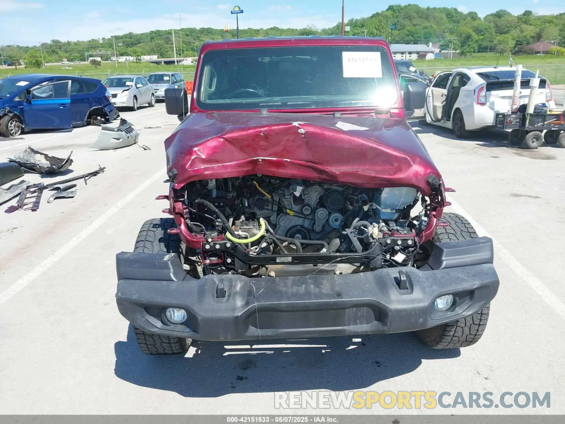 13 Photograph of a damaged car 1C4HJXKNXMW709412 JEEP WRANGLER UNLIMITED 2021