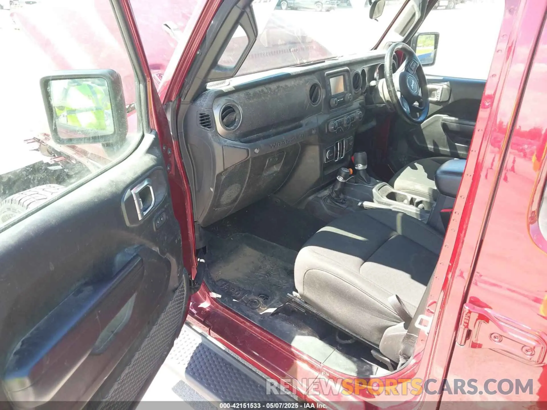 5 Photograph of a damaged car 1C4HJXKNXMW709412 JEEP WRANGLER UNLIMITED 2021