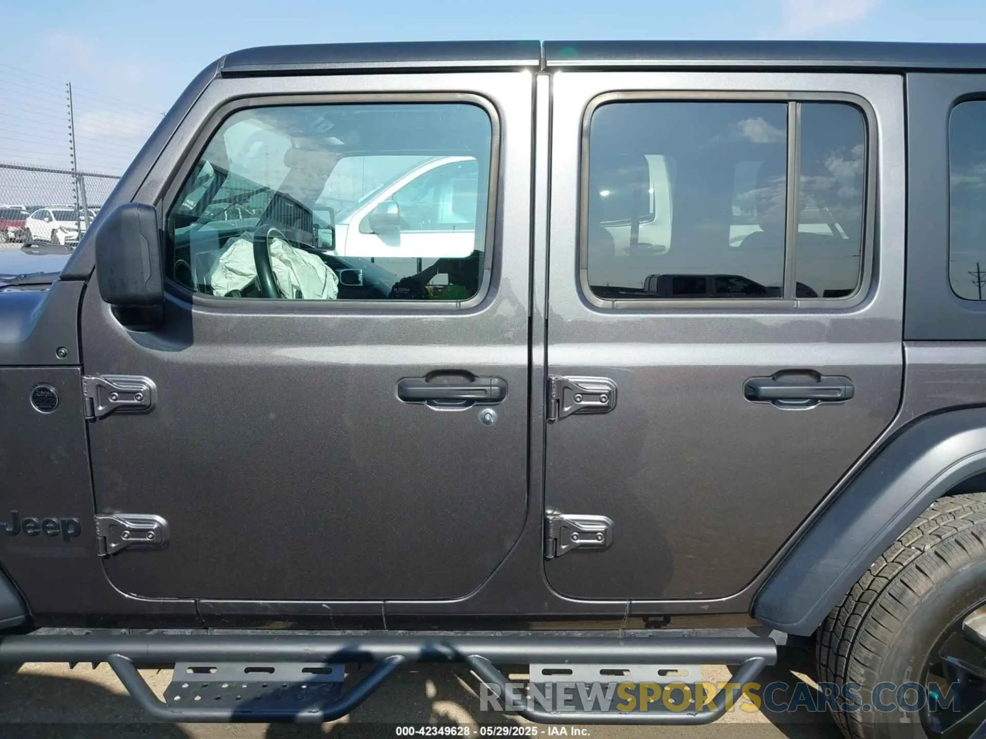 15 Photograph of a damaged car 1C4HJXDG5NW105931 JEEP WRANGLER UNLIMITED 2022