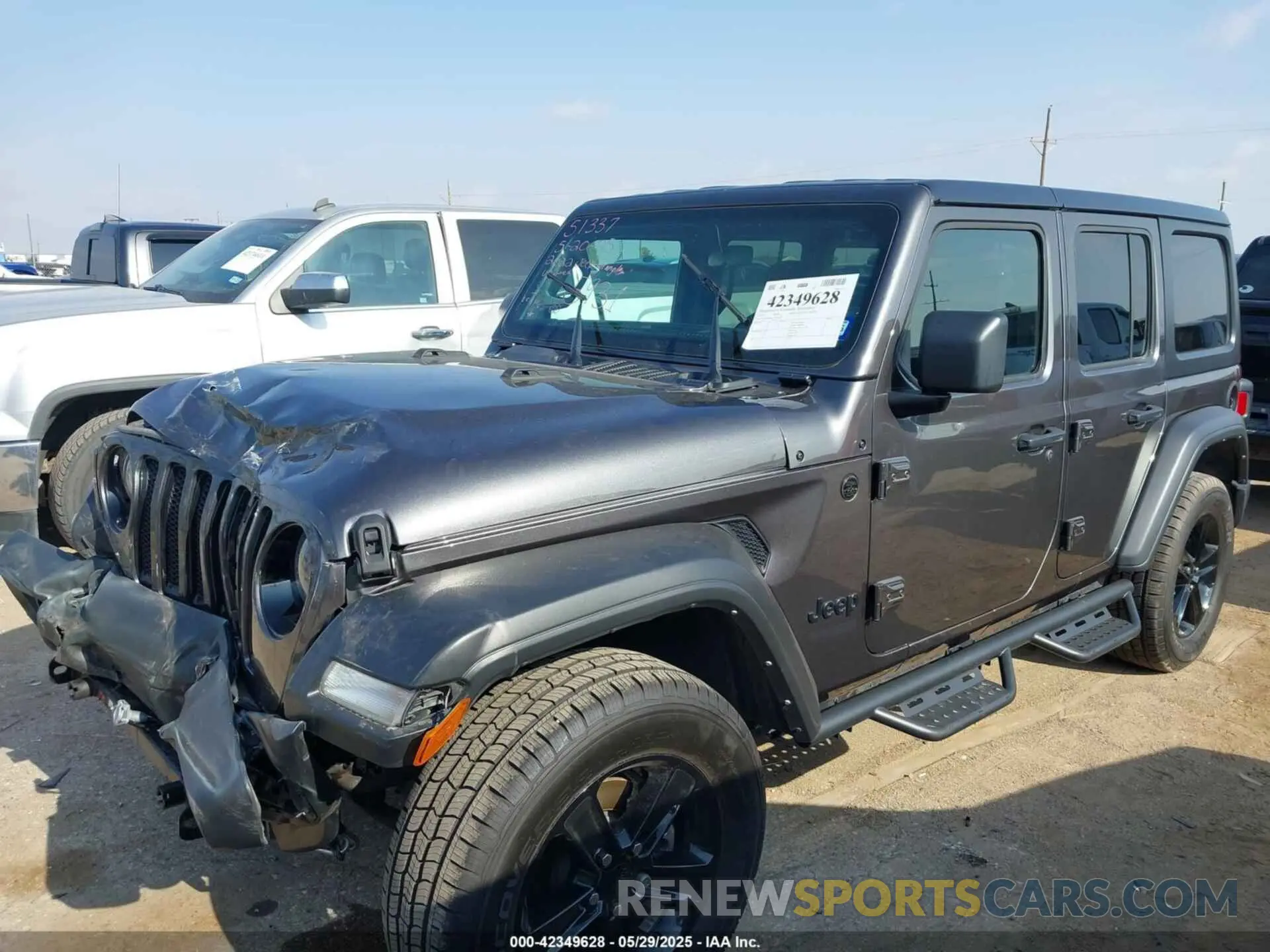 2 Photograph of a damaged car 1C4HJXDG5NW105931 JEEP WRANGLER UNLIMITED 2022