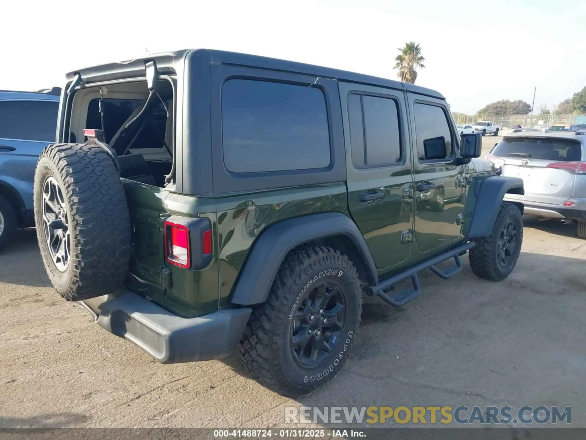 4 Photograph of a damaged car 1C4HJXDG5NW113205 JEEP WRANGLER UNLIMITED 2022