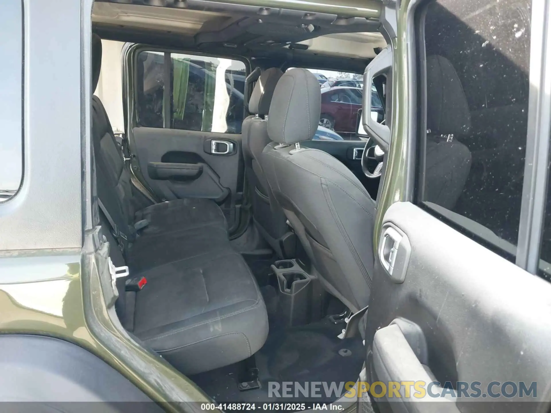 8 Photograph of a damaged car 1C4HJXDG5NW113205 JEEP WRANGLER UNLIMITED 2022