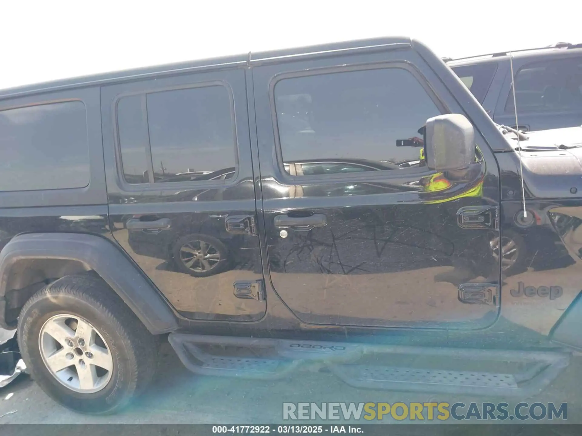 13 Photograph of a damaged car 1C4HJXDG5NW180130 JEEP WRANGLER UNLIMITED 2022