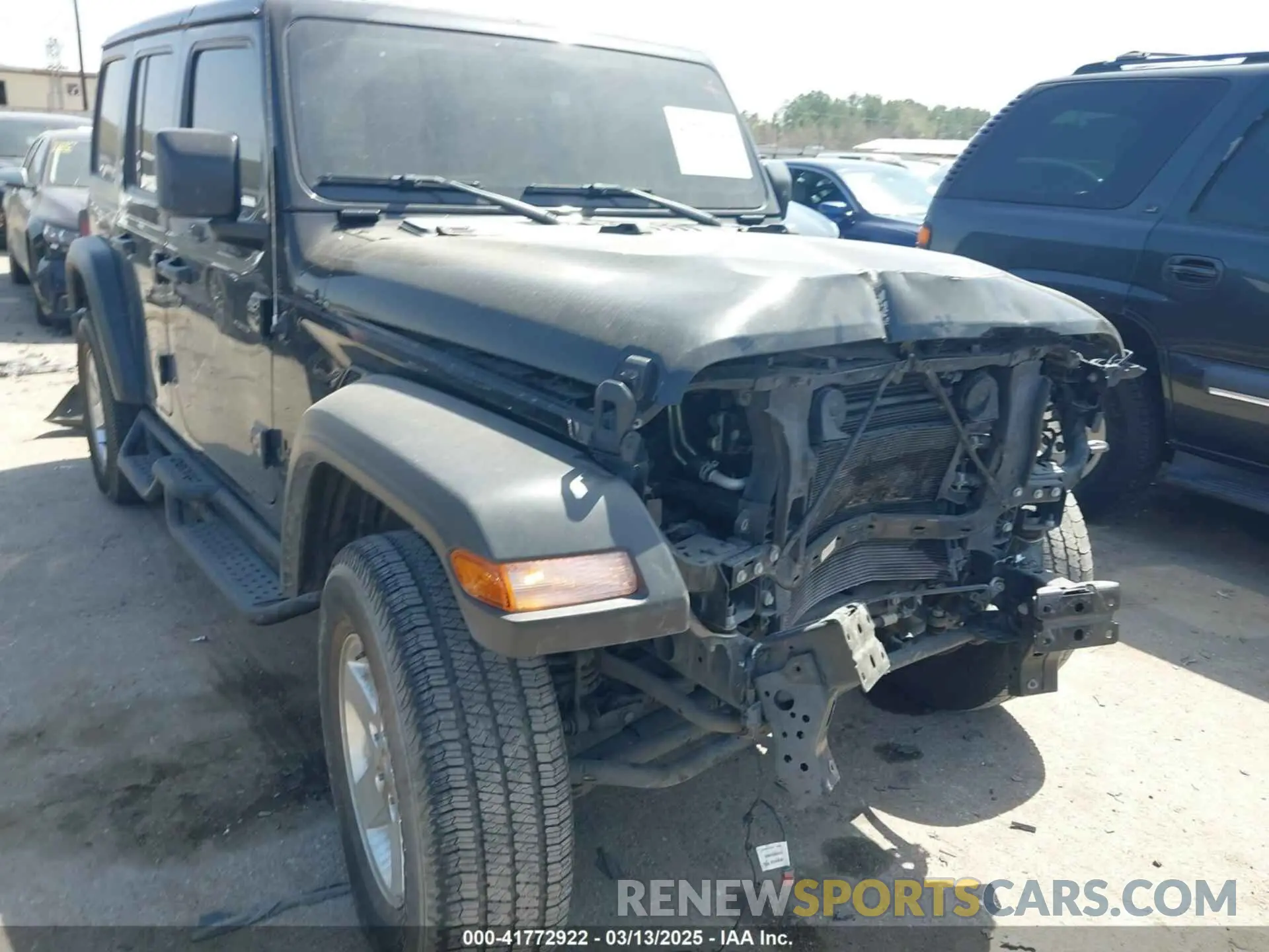 18 Photograph of a damaged car 1C4HJXDG5NW180130 JEEP WRANGLER UNLIMITED 2022
