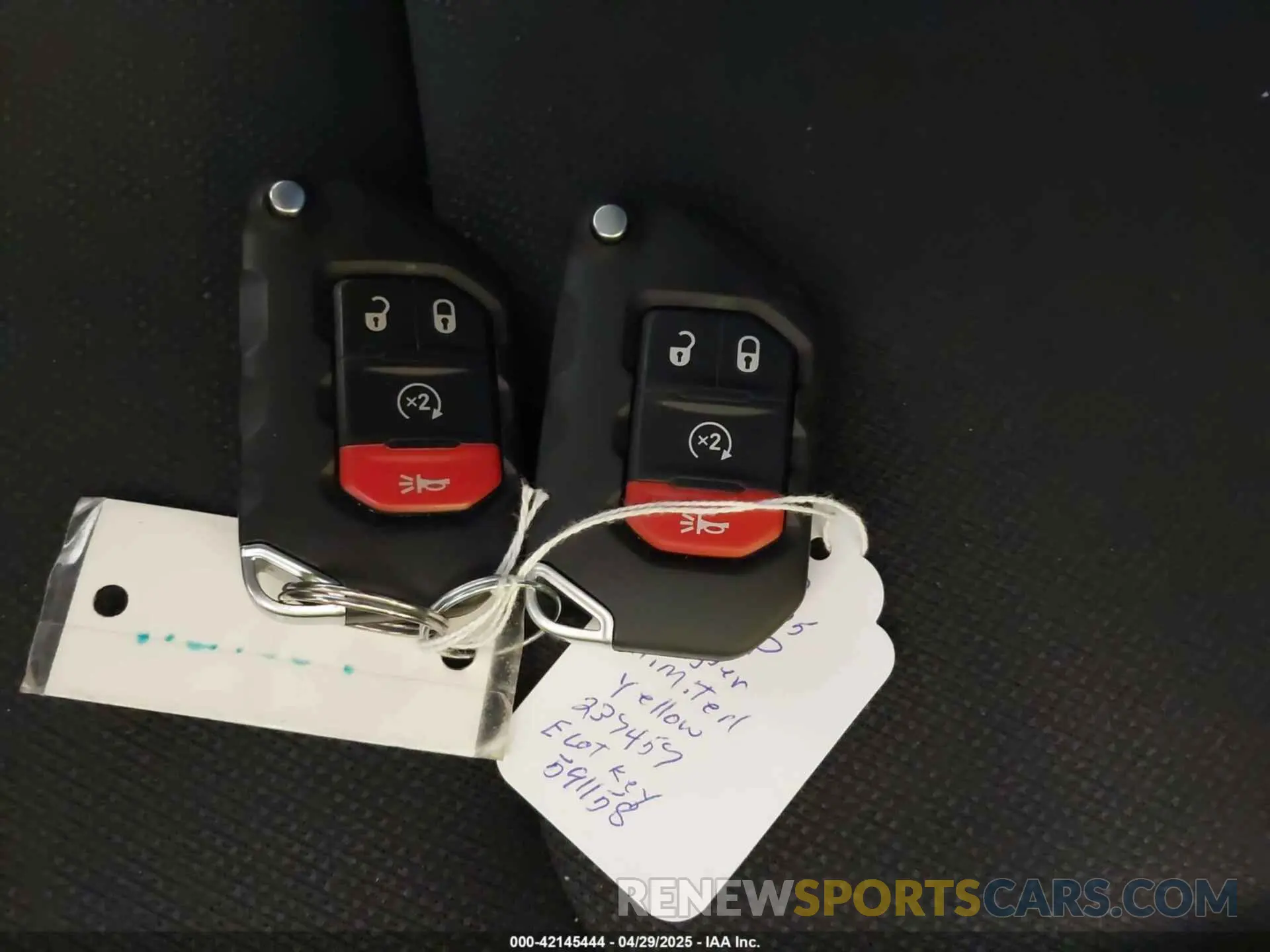 11 Photograph of a damaged car 1C4HJXDG5NW237457 JEEP WRANGLER UNLIMITED 2022