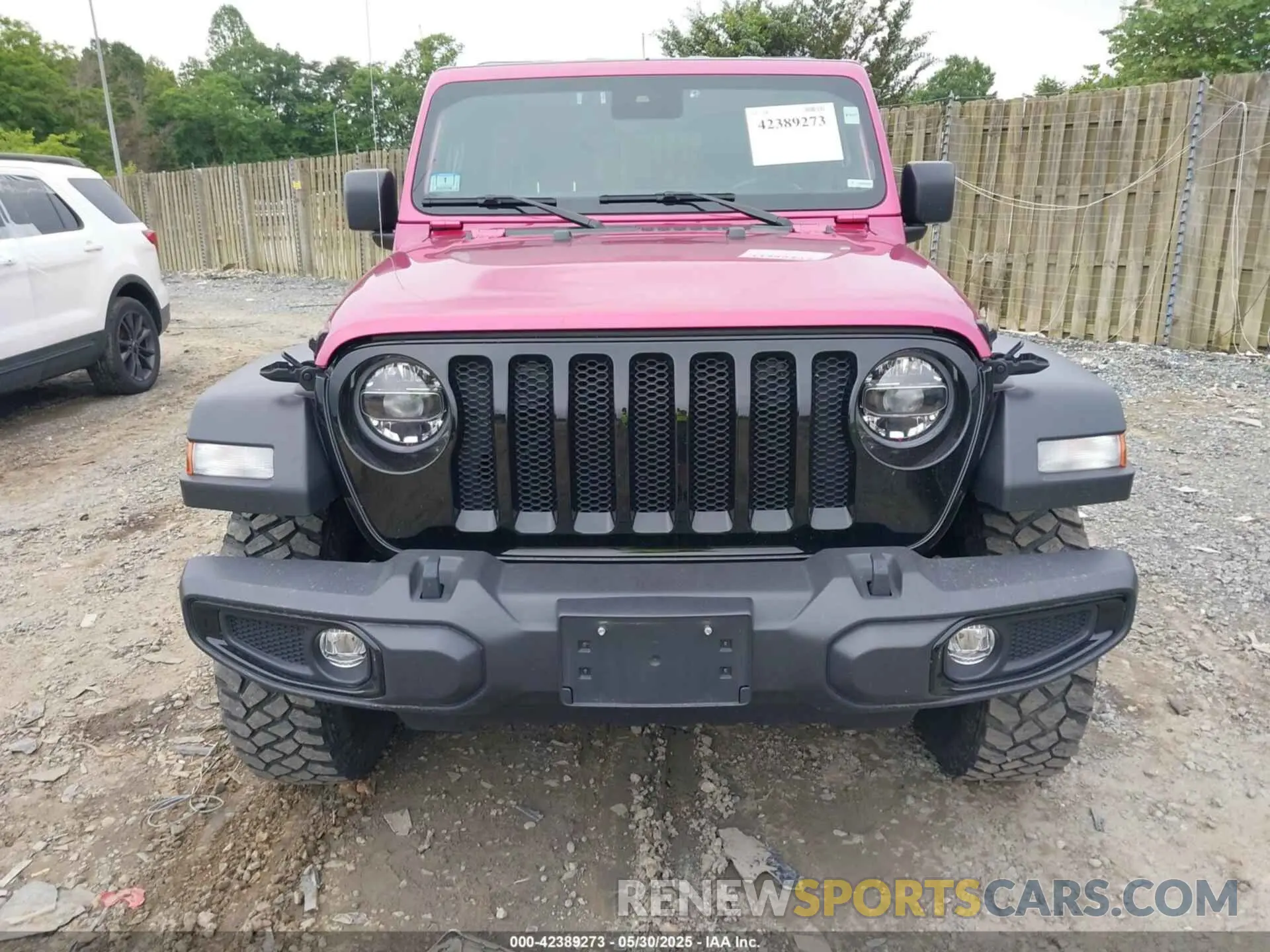 11 Photograph of a damaged car 1C4HJXDGXNW102460 JEEP WRANGLER UNLIMITED 2022
