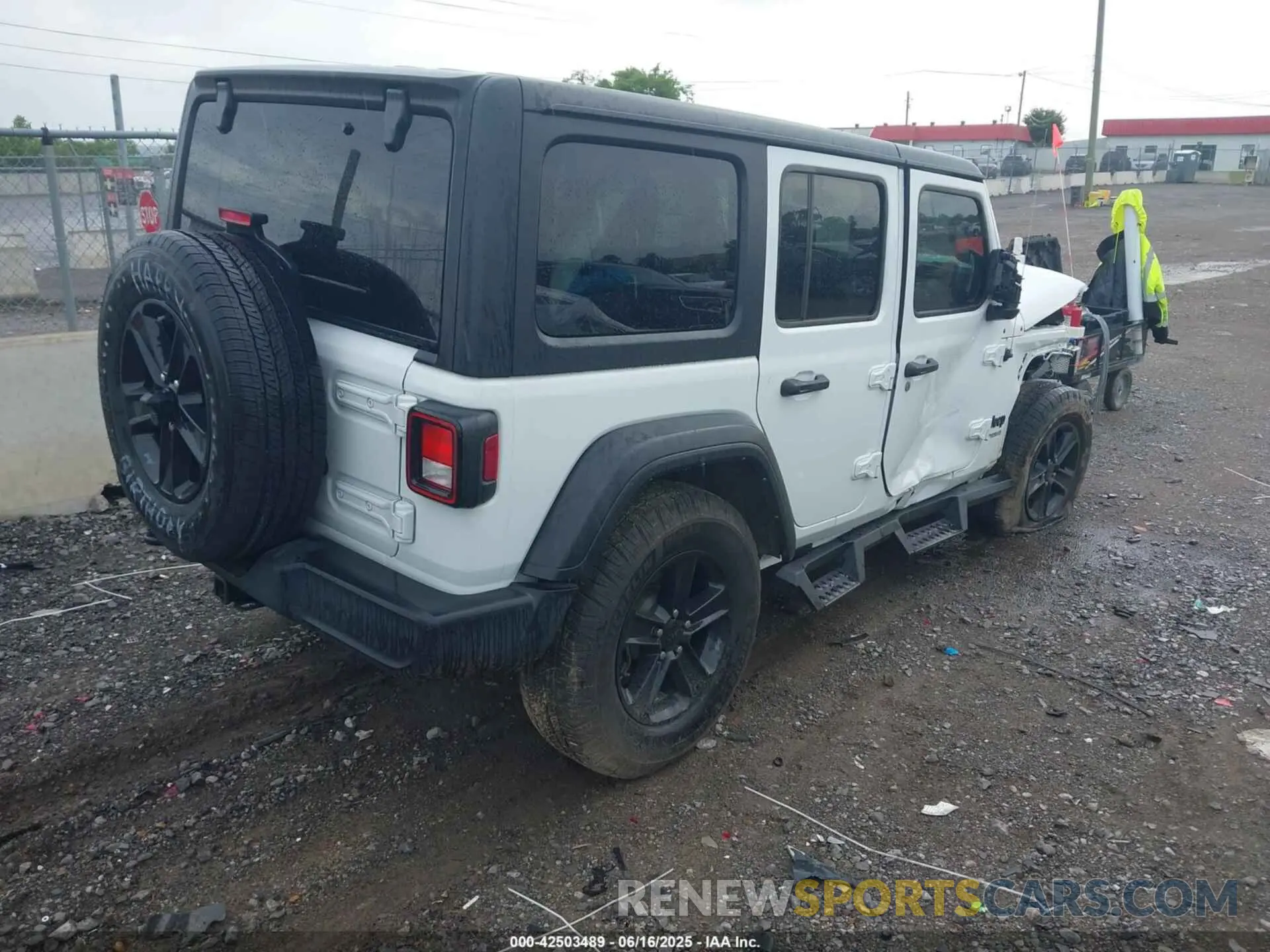4 Фотография поврежденного автомобиля 1C4HJXDGXNW201781 JEEP WRANGLER UNLIMITED 2022