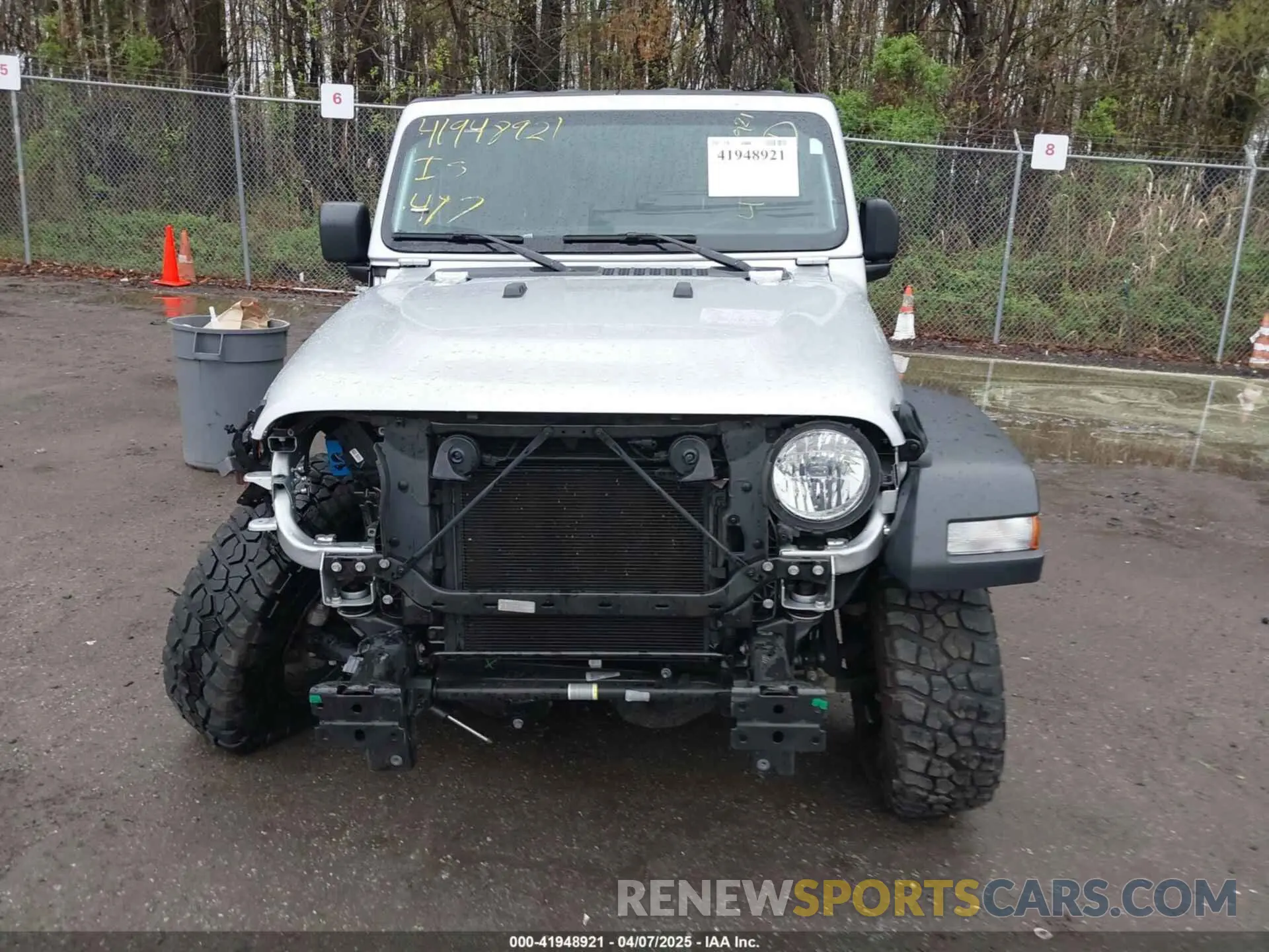 12 Photograph of a damaged car 1C4HJXDM9NW272685 JEEP WRANGLER UNLIMITED 2022