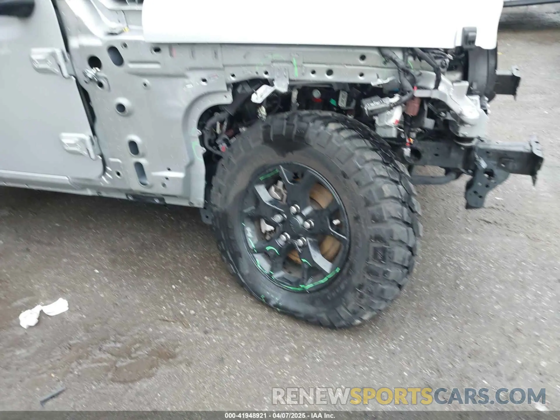6 Photograph of a damaged car 1C4HJXDM9NW272685 JEEP WRANGLER UNLIMITED 2022