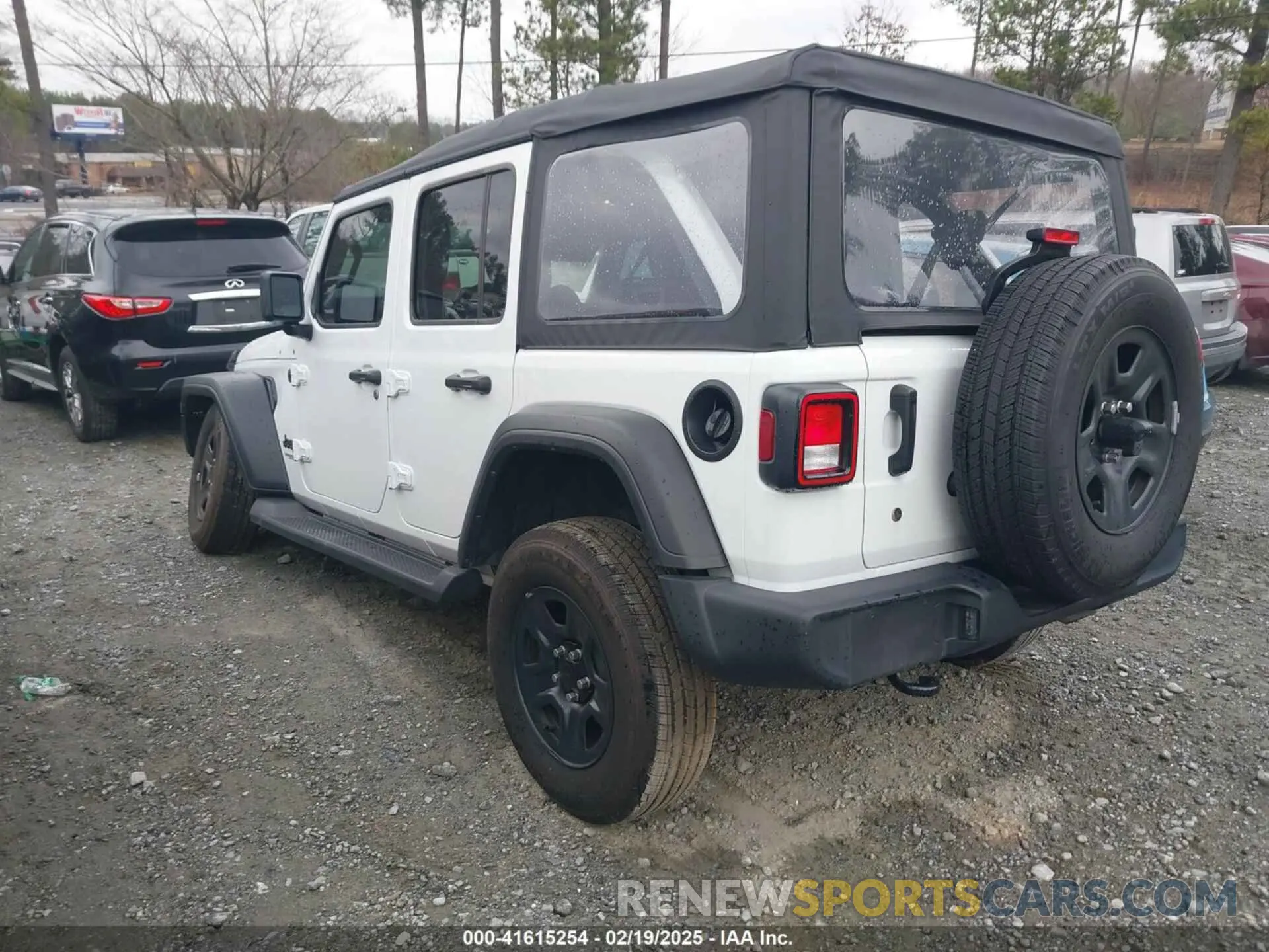 3 Photograph of a damaged car 1C4HJXDN1NW175134 JEEP WRANGLER UNLIMITED 2022