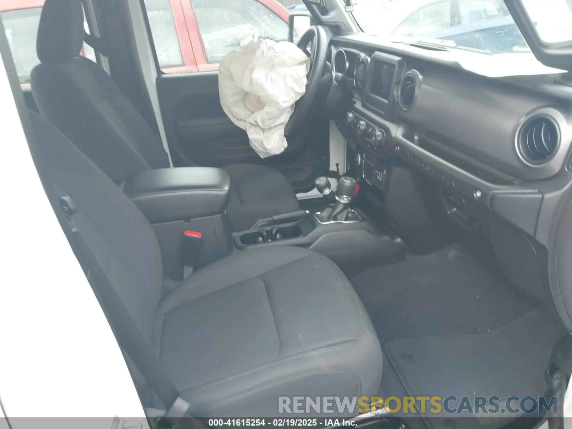 5 Photograph of a damaged car 1C4HJXDN1NW175134 JEEP WRANGLER UNLIMITED 2022