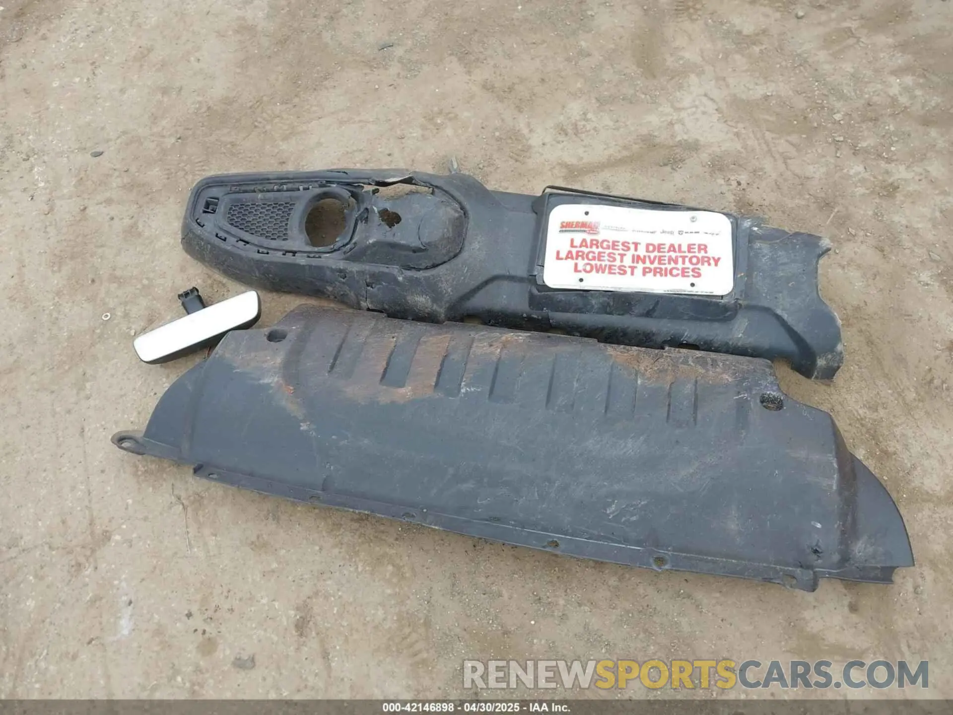 12 Photograph of a damaged car 1C4HJXEG7NW138105 JEEP WRANGLER UNLIMITED 2022