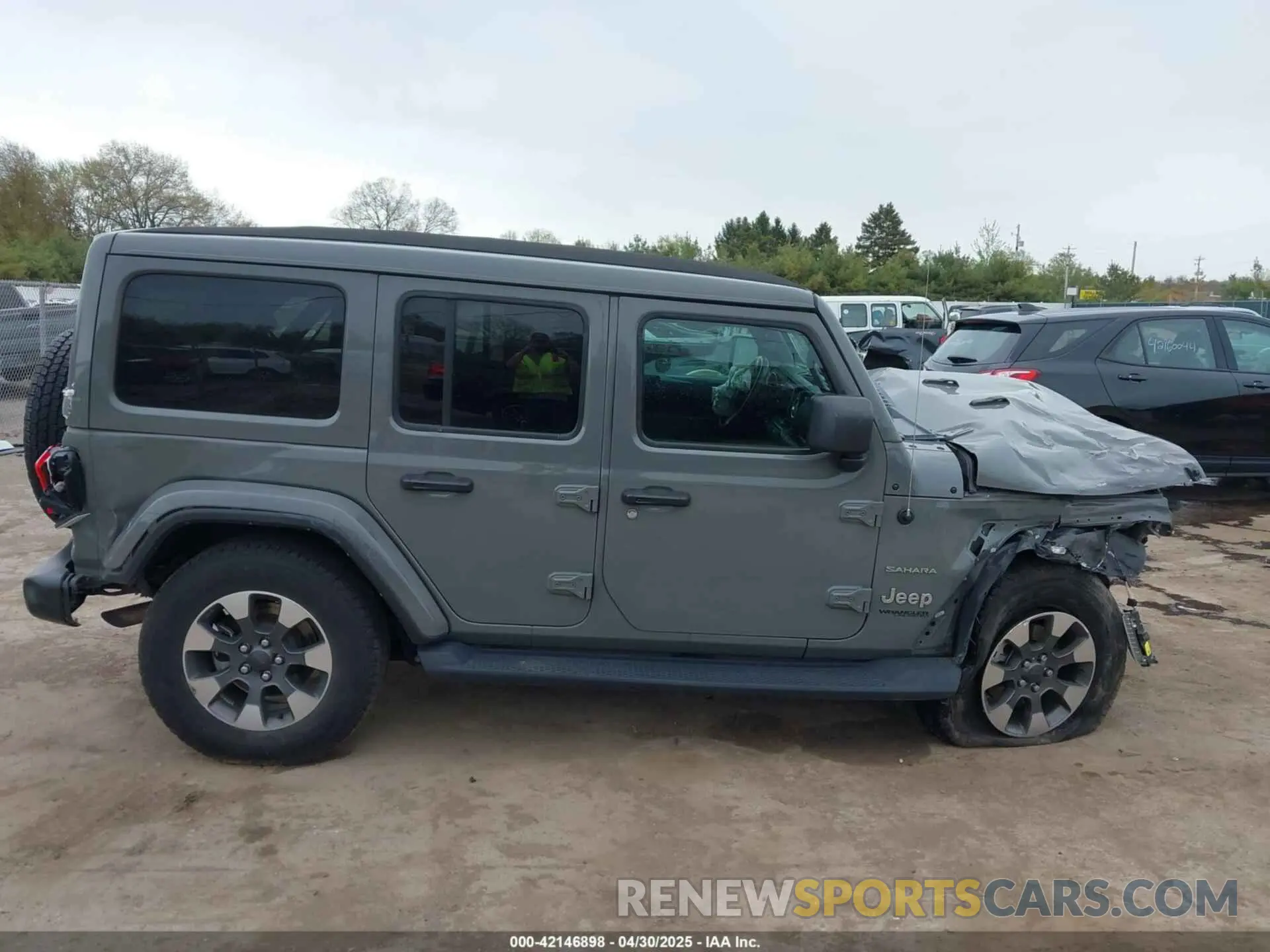 14 Photograph of a damaged car 1C4HJXEG7NW138105 JEEP WRANGLER UNLIMITED 2022