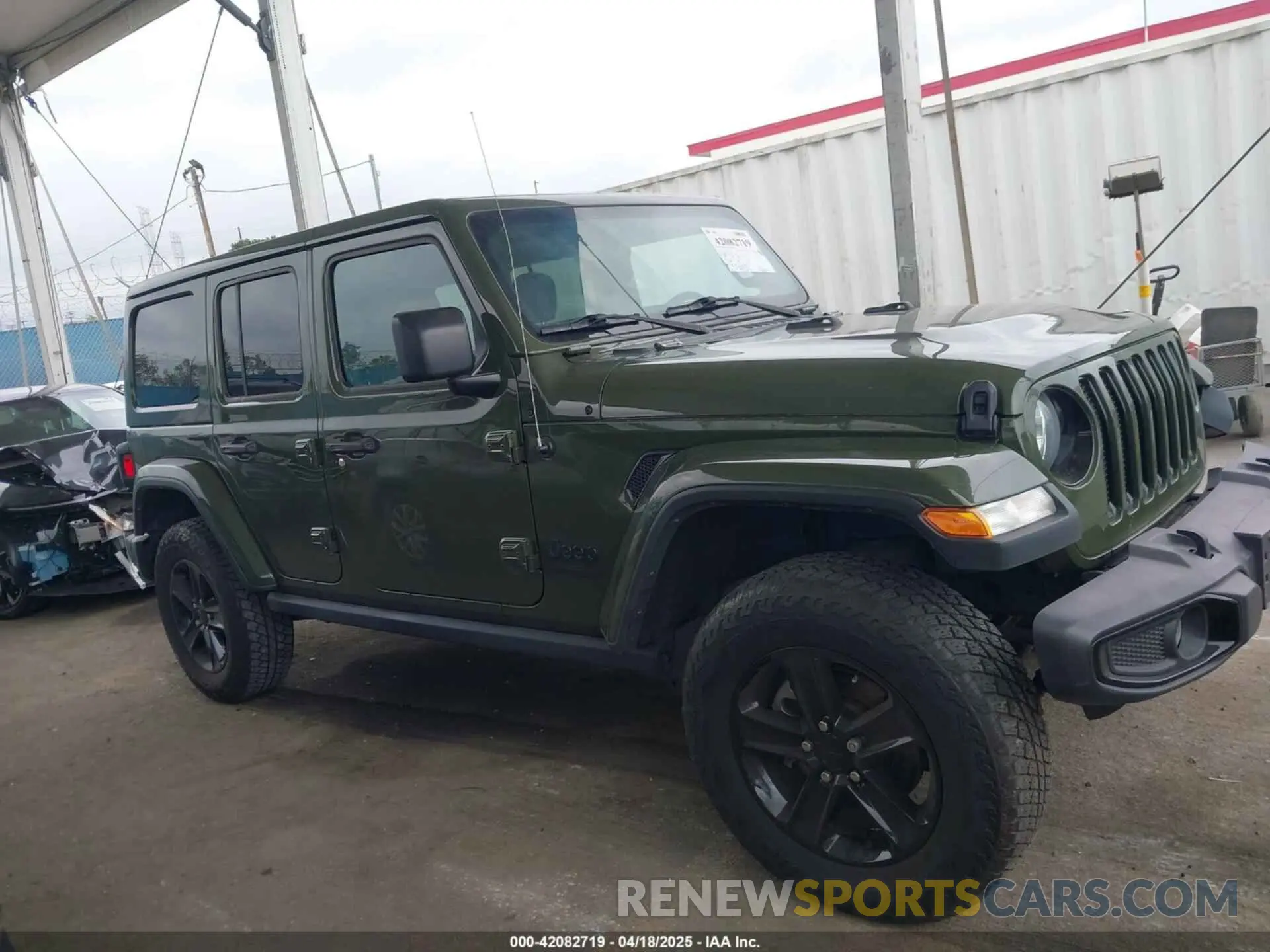 13 Photograph of a damaged car 1C4HJXEN1NW262627 JEEP WRANGLER UNLIMITED 2022