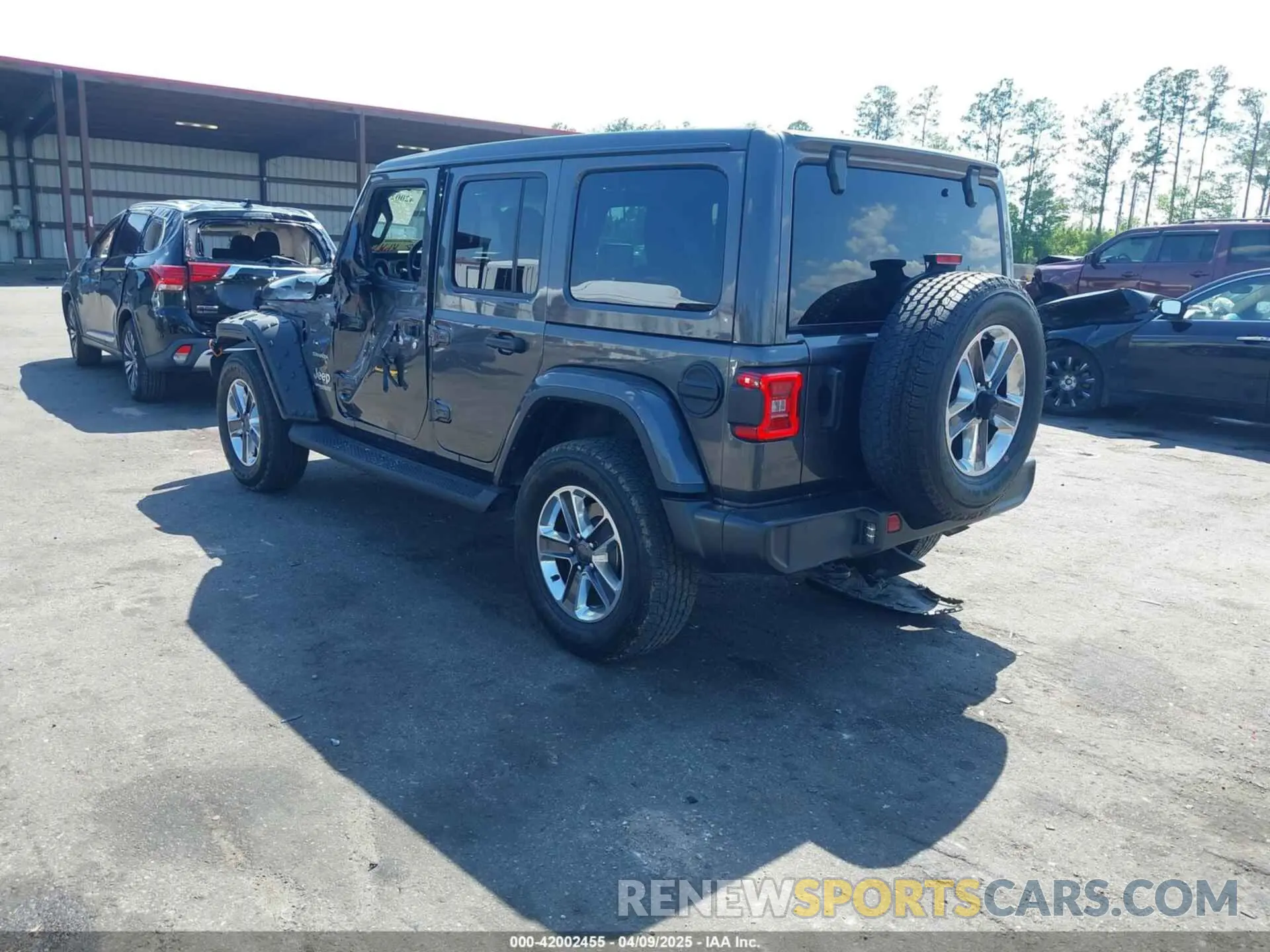 3 Photograph of a damaged car 1C4HJXEN2NW194502 JEEP WRANGLER UNLIMITED 2022