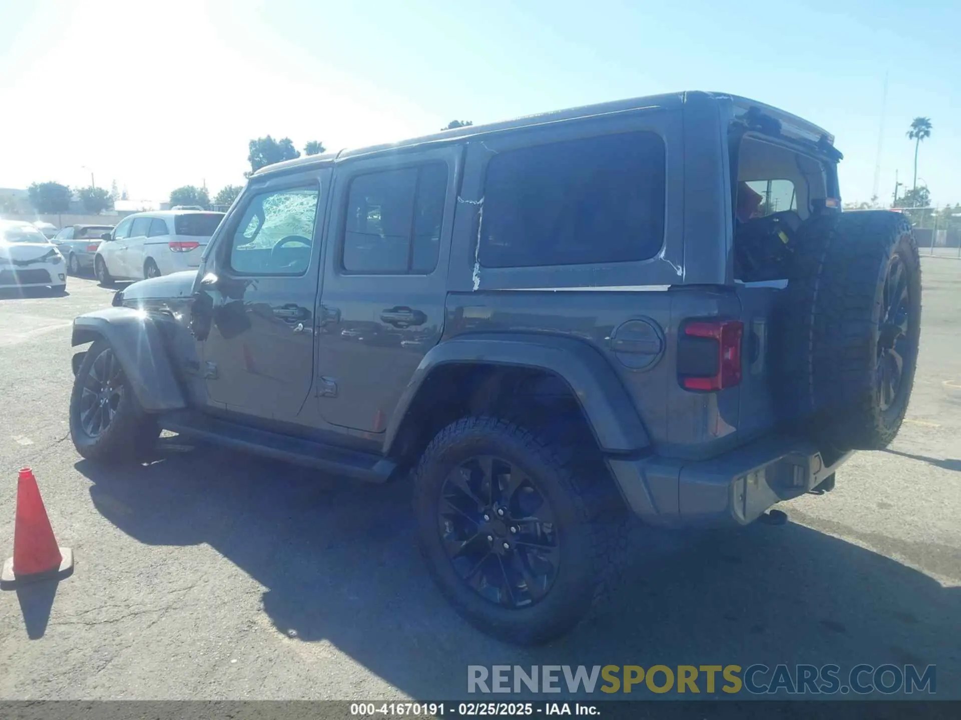 3 Photograph of a damaged car 1C4HJXENXNW138856 JEEP WRANGLER UNLIMITED 2022