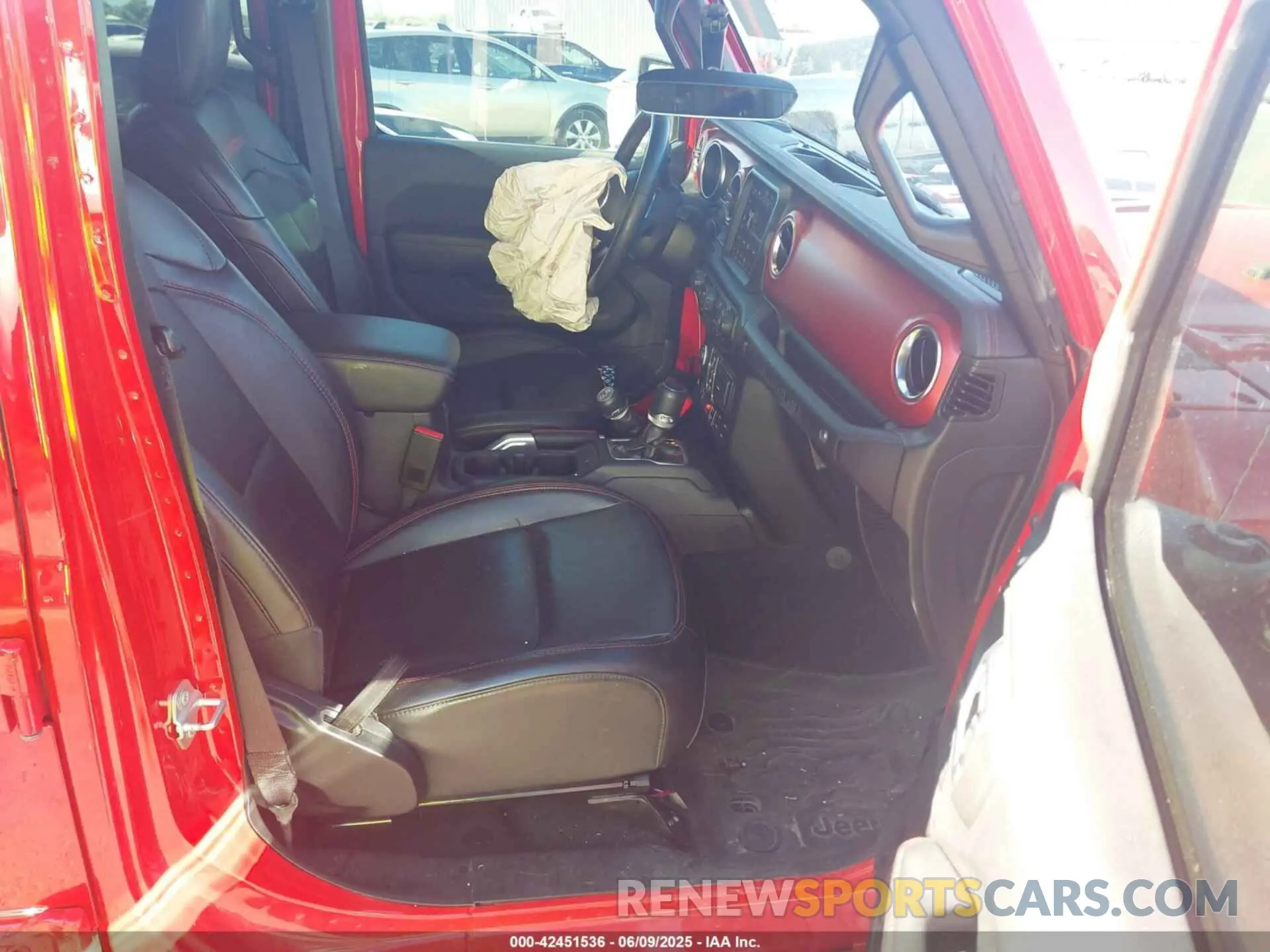5 Photograph of a damaged car 1C4HJXFG0NW194952 JEEP WRANGLER UNLIMITED 2022